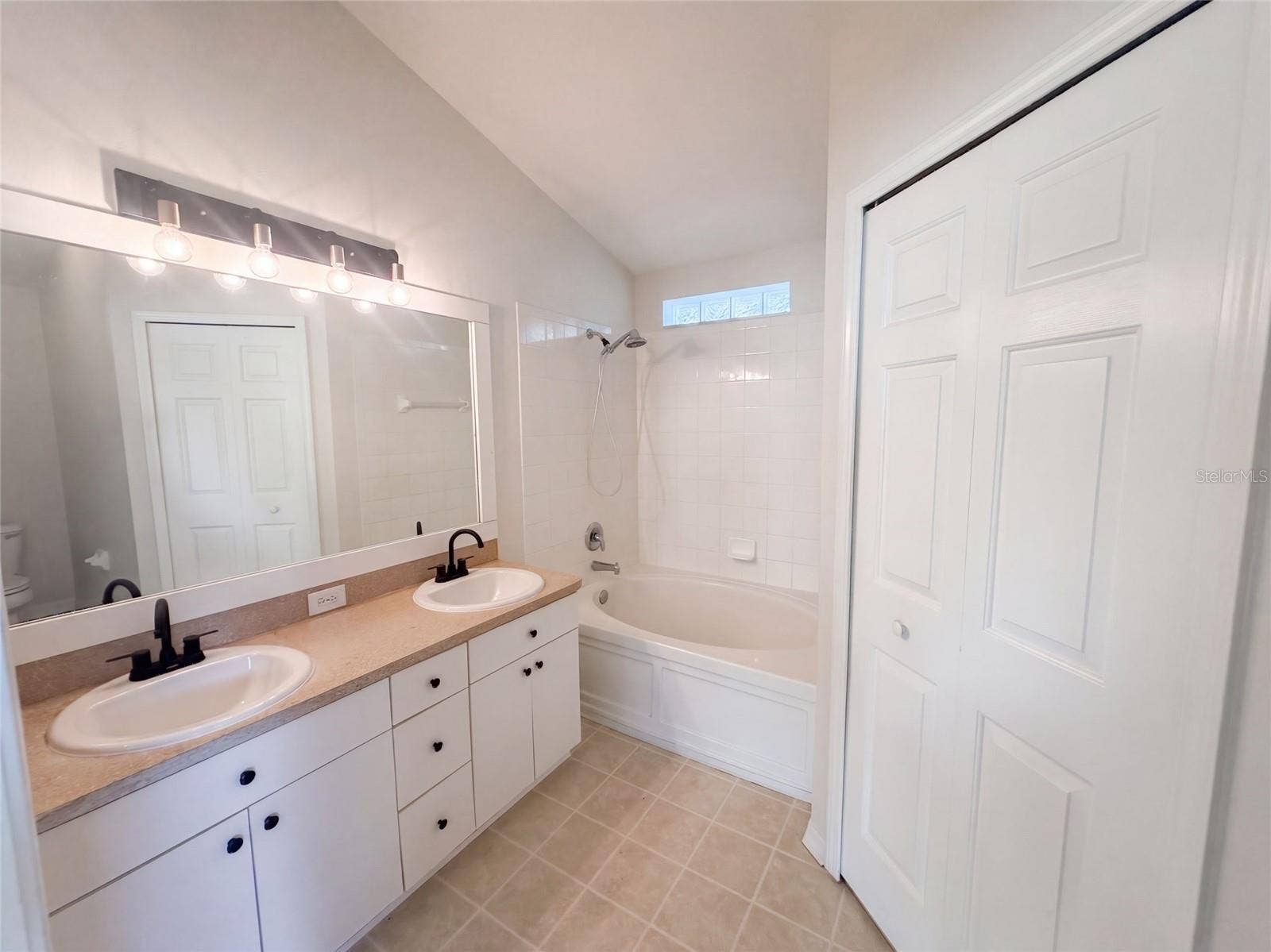 16005 STAGS LEAP DRIVE, Lutz, FL 33559