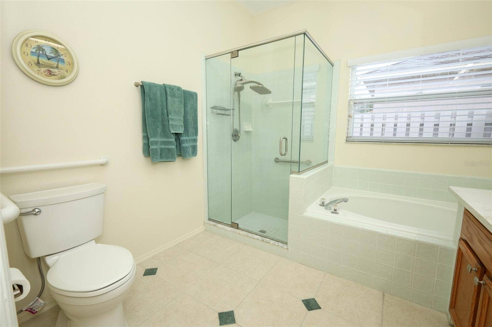 2936 CEDAR GLEN PLACE, Oviedo, FL 32765 2936 CEDAR GLEN PLACE, Oviedo, FL 32765