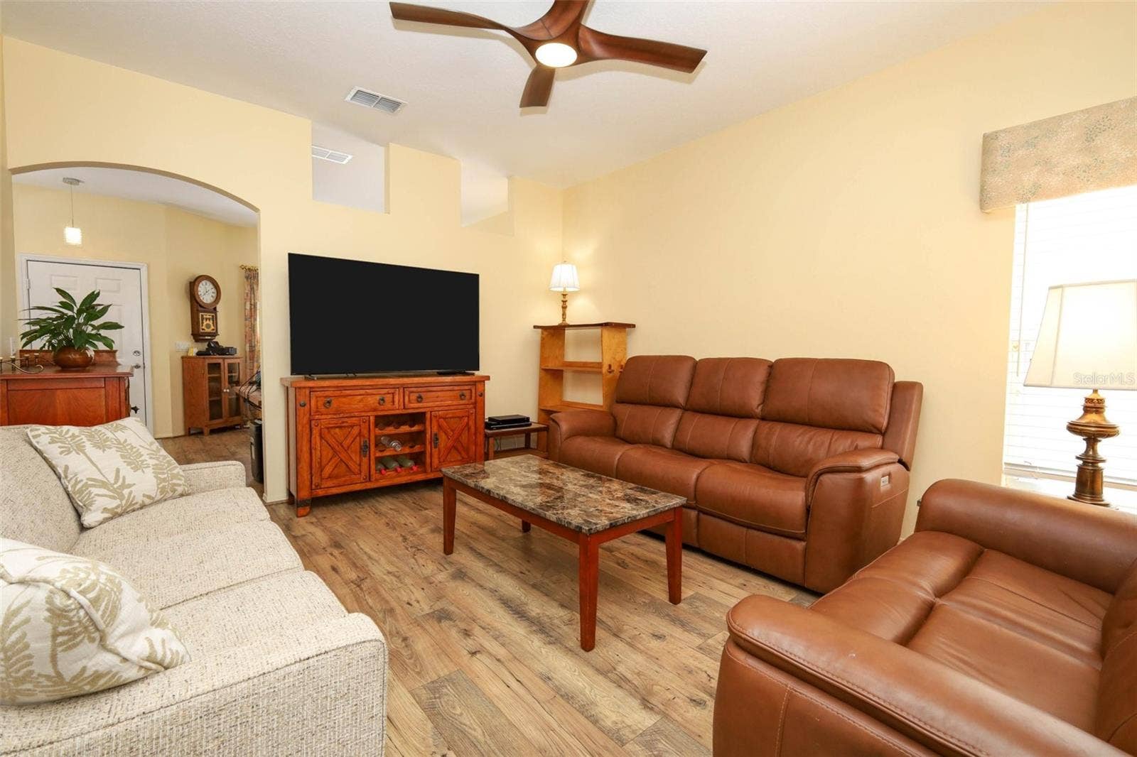 2936 CEDAR GLEN PLACE, Oviedo, FL 32765 2936 CEDAR GLEN PLACE, Oviedo, FL 32765