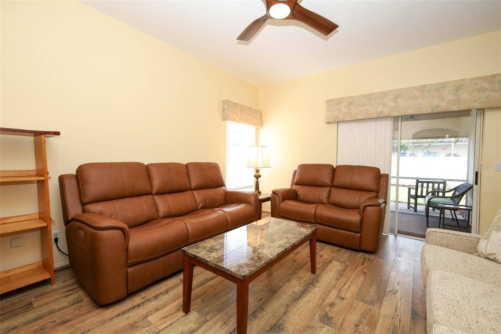 2936 CEDAR GLEN PLACE, Oviedo, FL 32765 2936 CEDAR GLEN PLACE, Oviedo, FL 32765