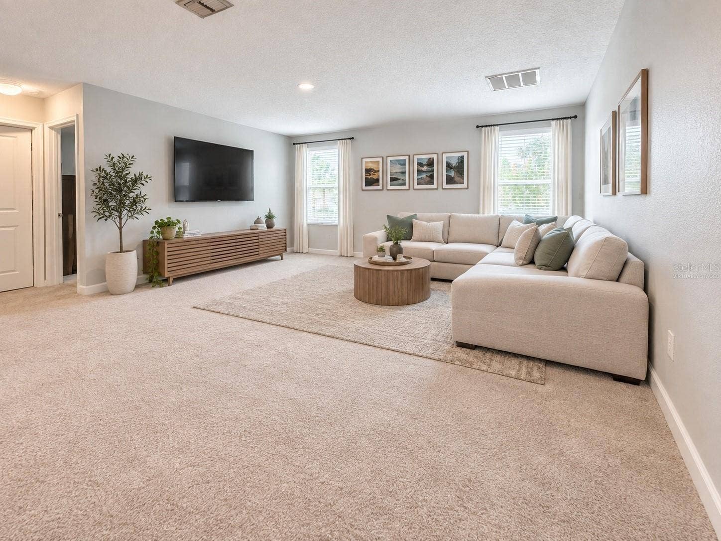 1516 BUNKER DRIVE, Davenport, FL 33896 *Virtually Staged* Second floor loft