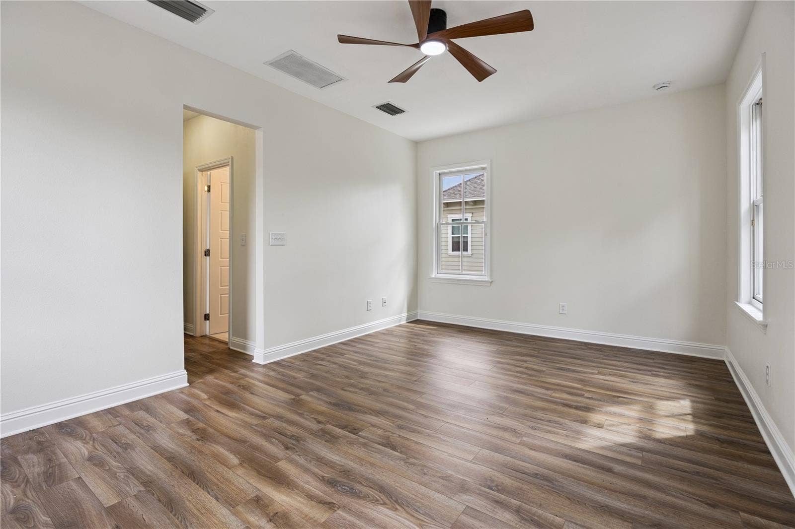 1362 UNION CLUB DRIVE, Winter Garden, FL 34787 Primary bedroom overlooking the park! (upstairs)