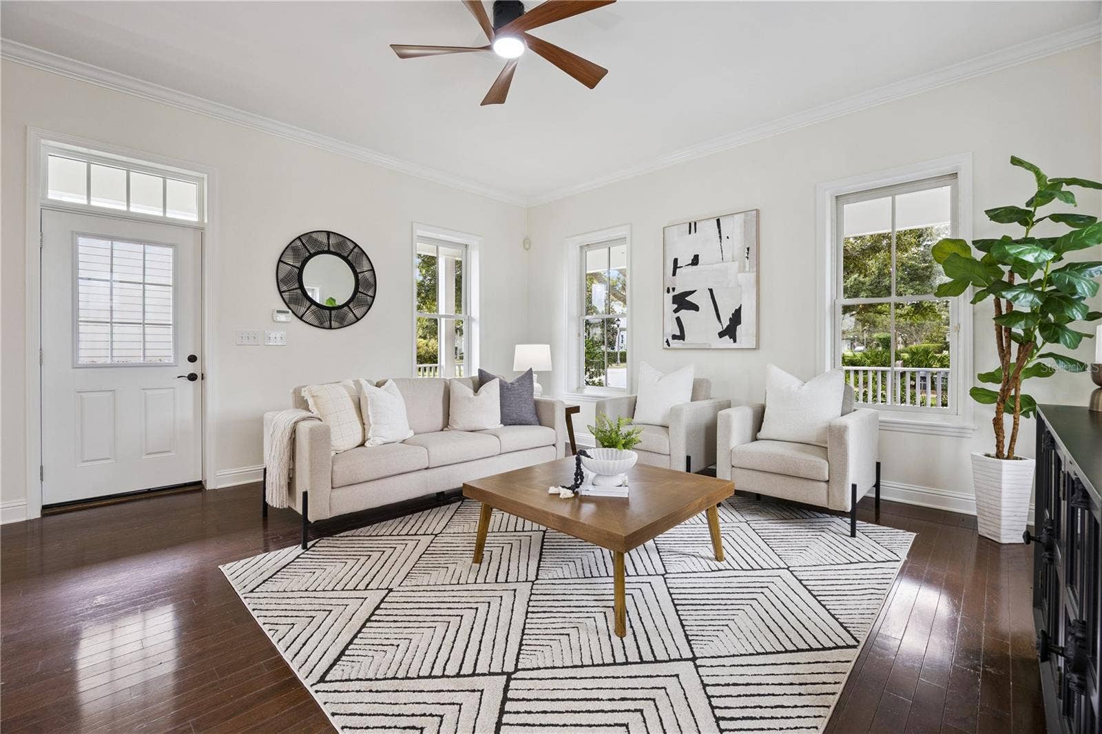 1362 UNION CLUB DRIVE, Winter Garden, FL 34787 So much natural light!