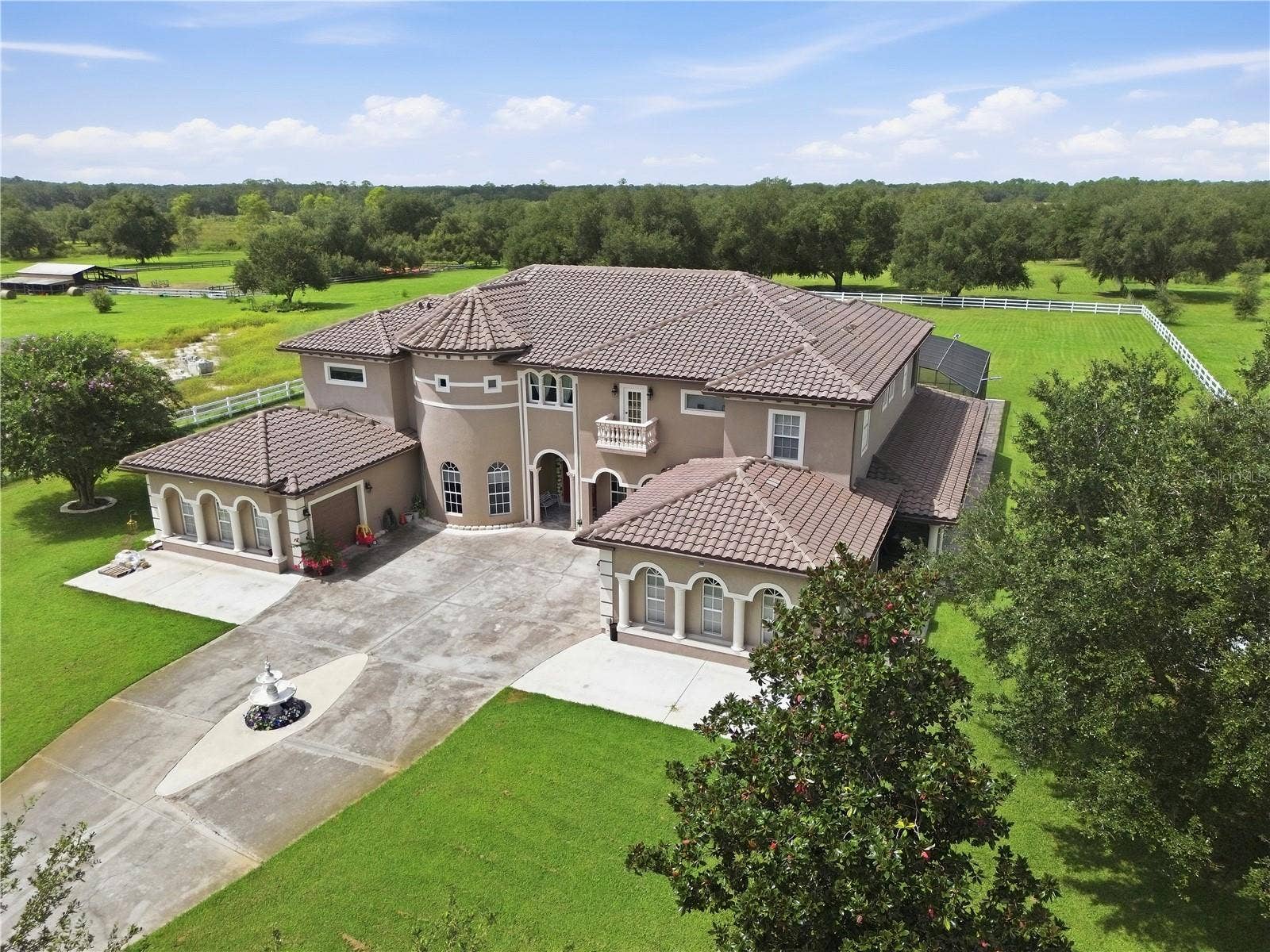 19313 EAGLE RUN, Groveland, FL 34736 19313 EAGLE RUN, Groveland, FL 34736