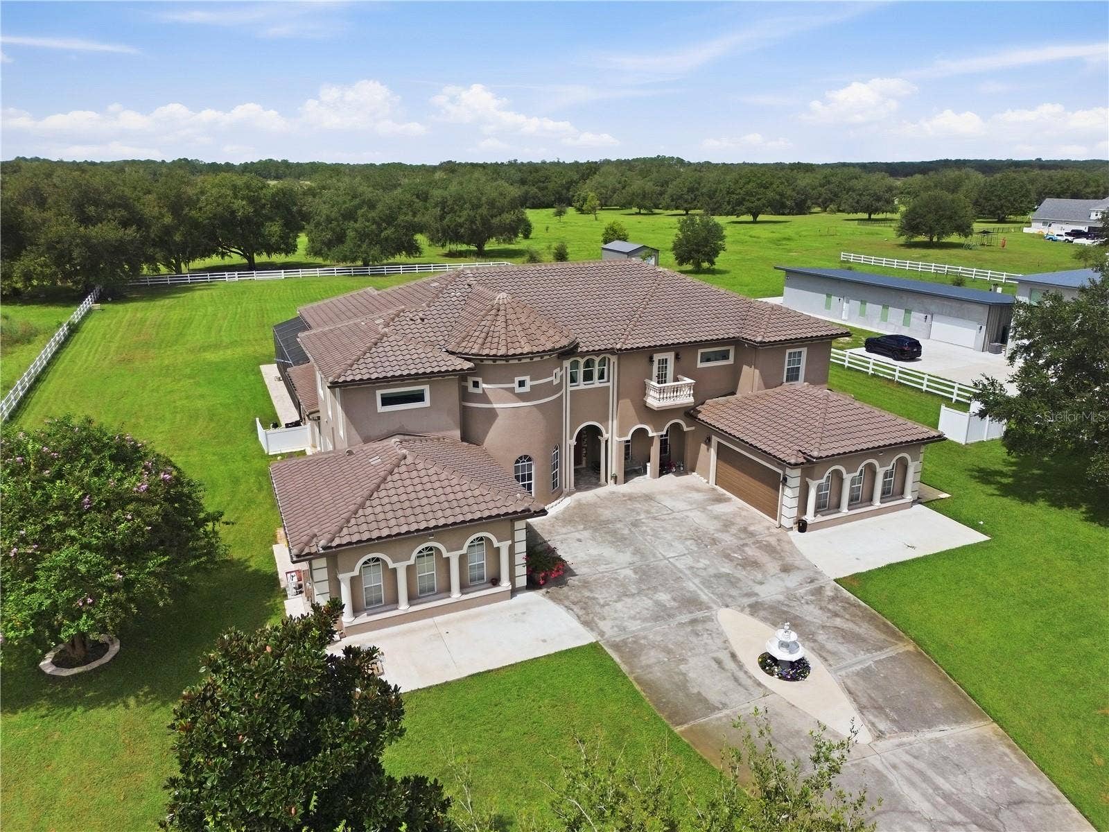 19313 EAGLE RUN, Groveland, FL 34736 19313 EAGLE RUN, Groveland, FL 34736