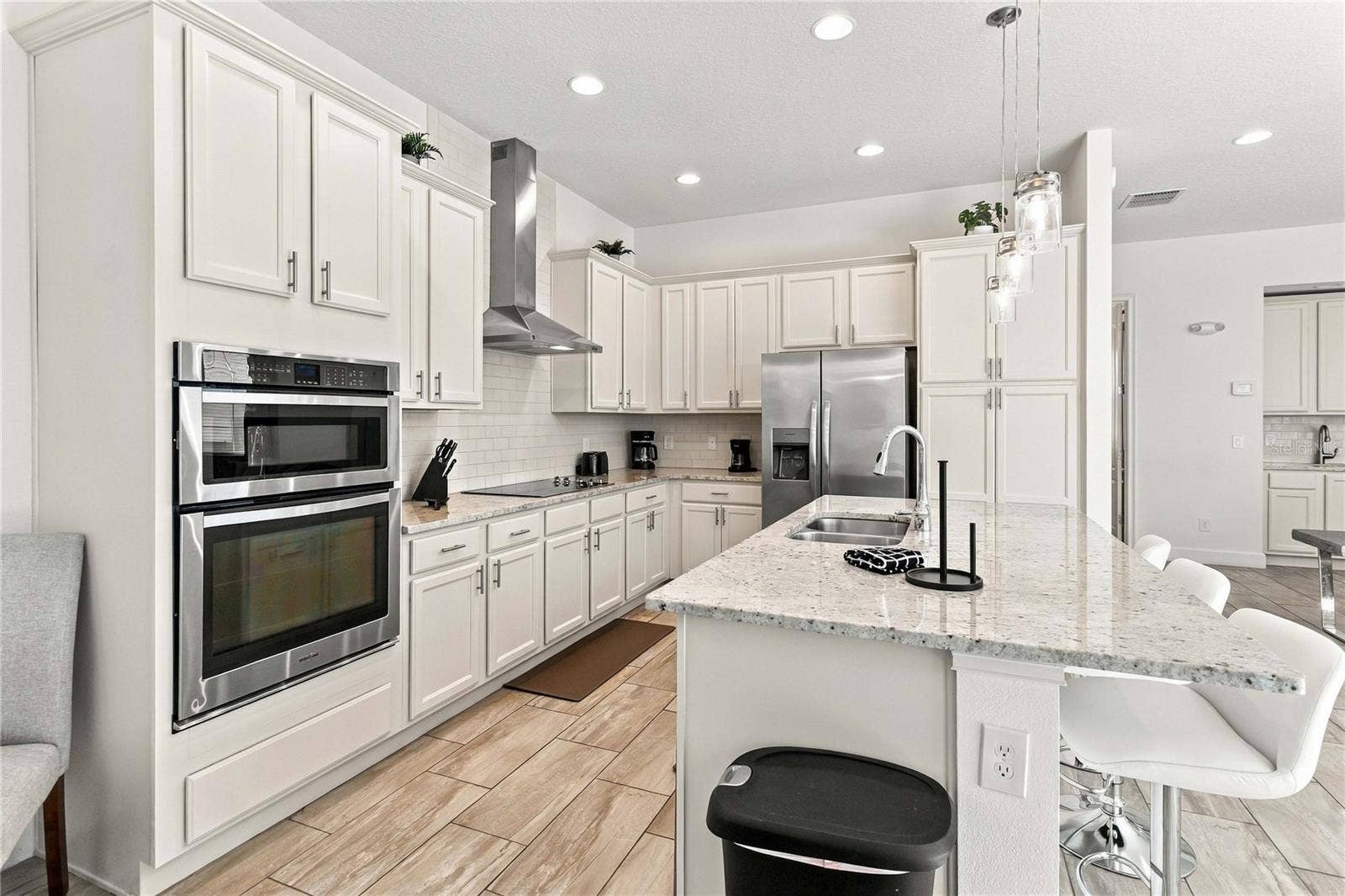 1472 FAIRVIEW CIR, Kissimmee, FL 34747 1472 FAIRVIEW CIR, Kissimmee, FL 34747