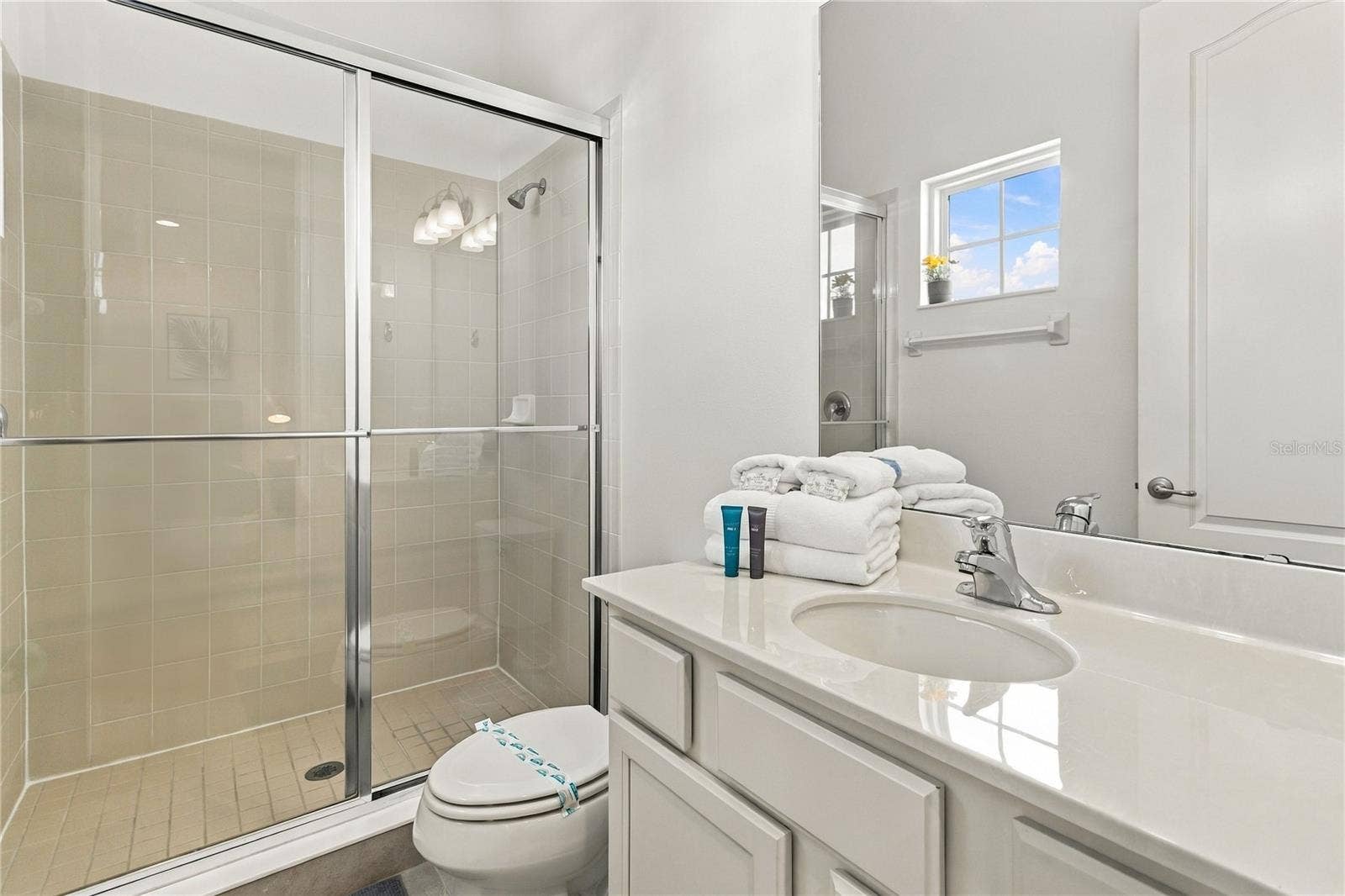 1472 FAIRVIEW CIR, Kissimmee, FL 34747 1472 FAIRVIEW CIR, Kissimmee, FL 34747