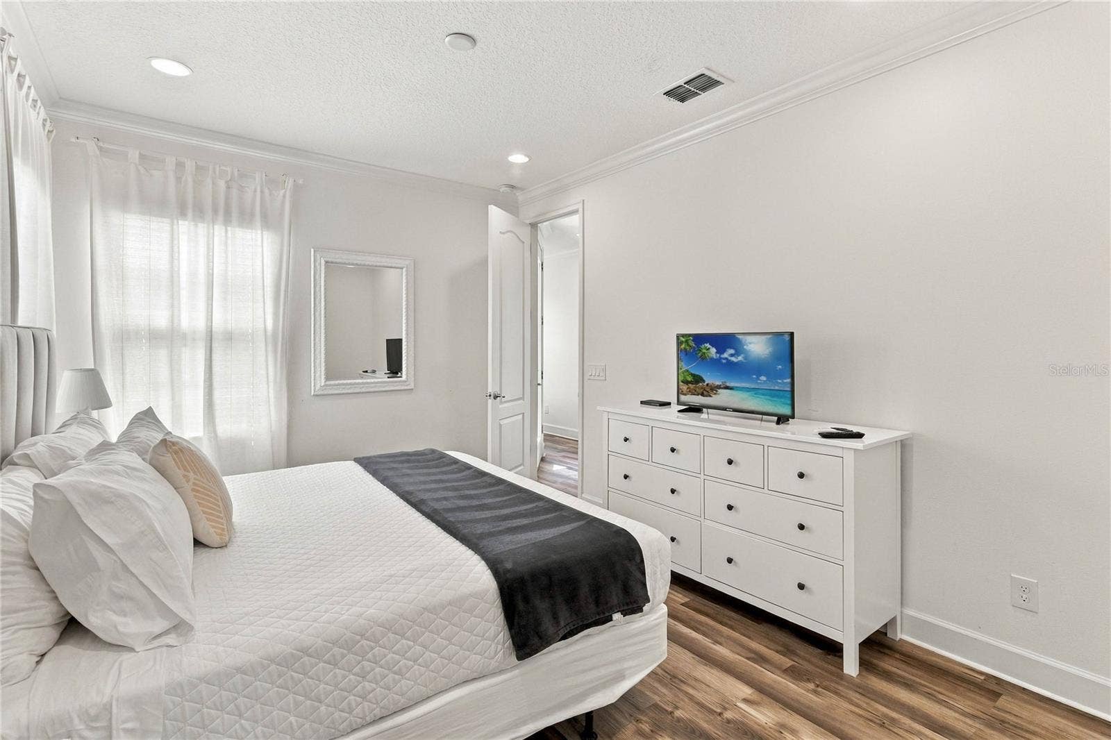 1472 FAIRVIEW CIR, Kissimmee, FL 34747 1472 FAIRVIEW CIR, Kissimmee, FL 34747