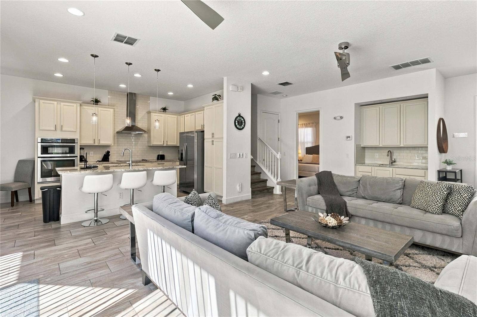 1472 FAIRVIEW CIR, Kissimmee, FL 34747 Open Concept