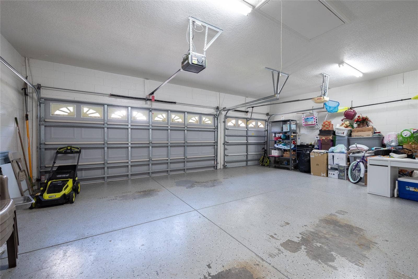 2122 CASCADES COVE DRIVE, Orlando, FL 32820 2122 CASCADES COVE DRIVE, Orlando, FL 32820