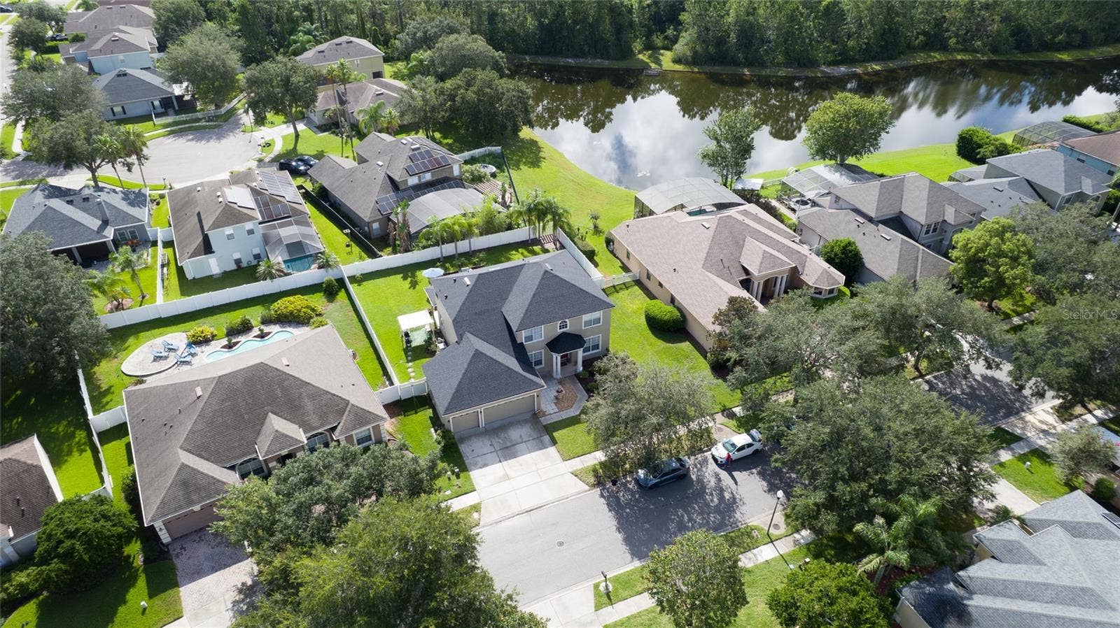 2122 CASCADES COVE DRIVE, Orlando, FL 32820 2122 CASCADES COVE DRIVE, Orlando, FL 32820