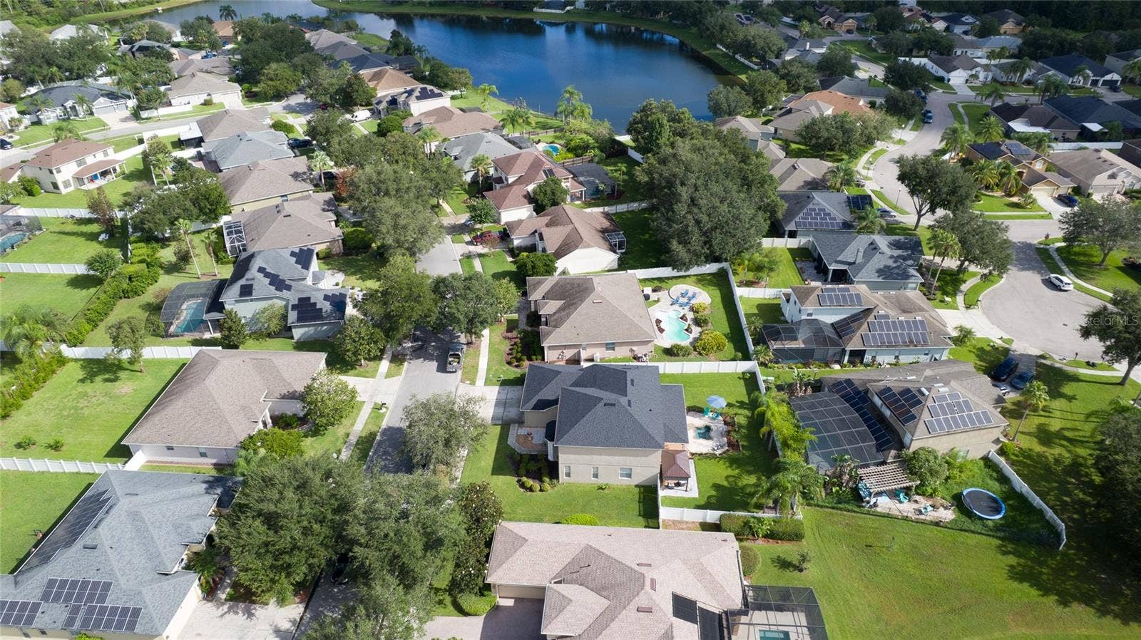 2122 CASCADES COVE DRIVE, Orlando, FL 32820 2122 CASCADES COVE DRIVE, Orlando, FL 32820