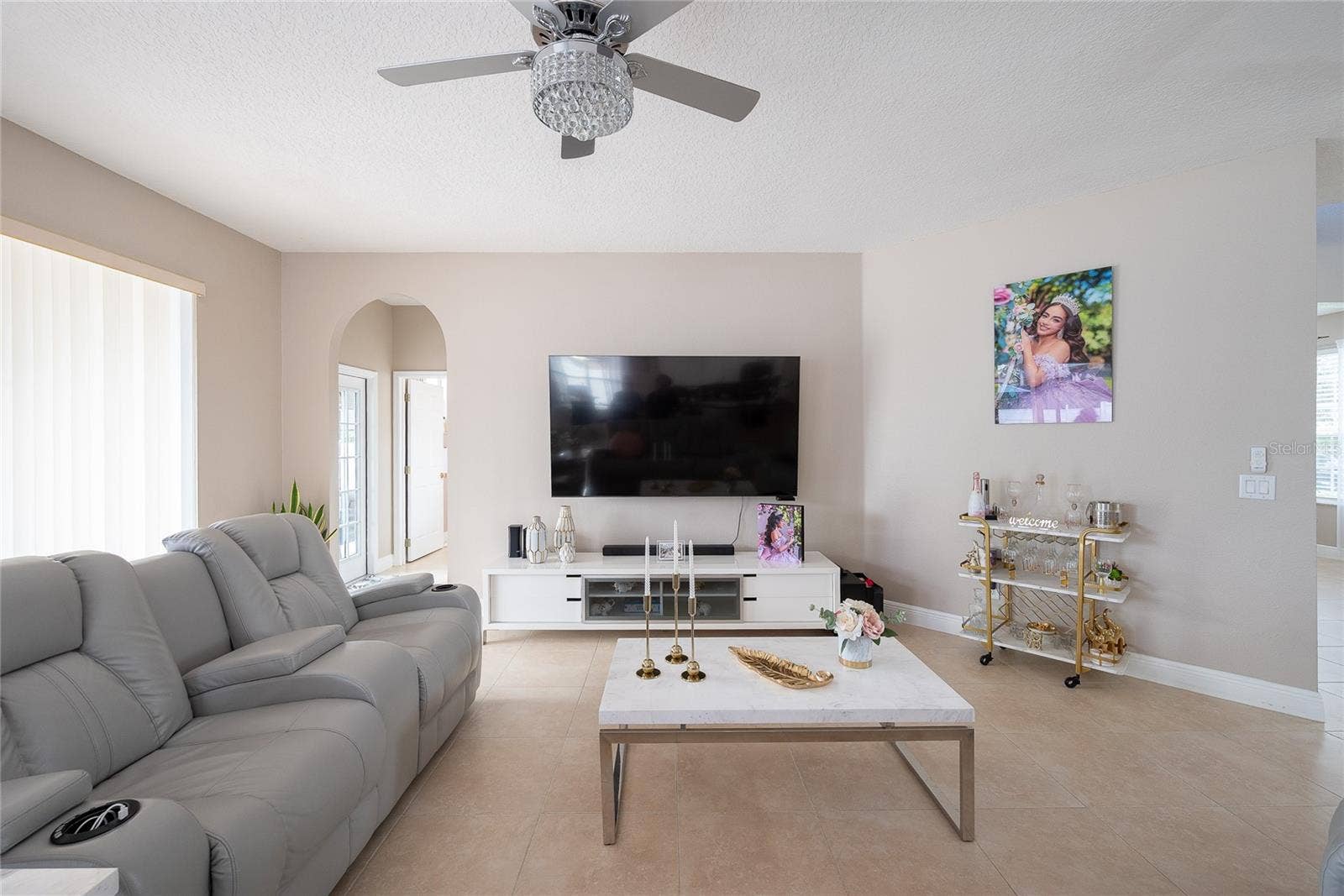 2122 CASCADES COVE DRIVE, Orlando, FL 32820 2122 CASCADES COVE DRIVE, Orlando, FL 32820