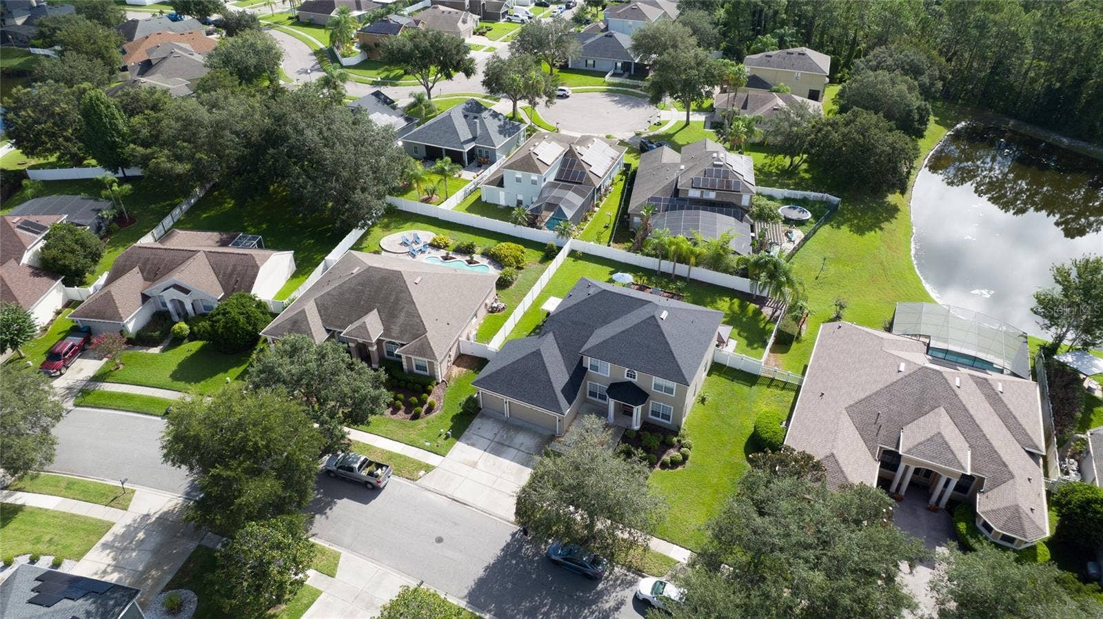 2122 CASCADES COVE DRIVE, Orlando, FL 32820 2122 CASCADES COVE DRIVE, Orlando, FL 32820