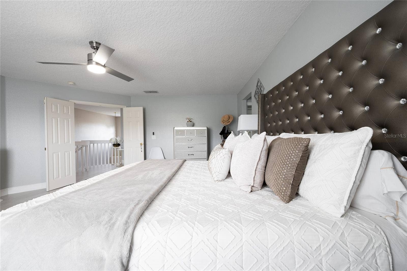 2122 CASCADES COVE DRIVE, Orlando, FL 32820 The Master Bedroom