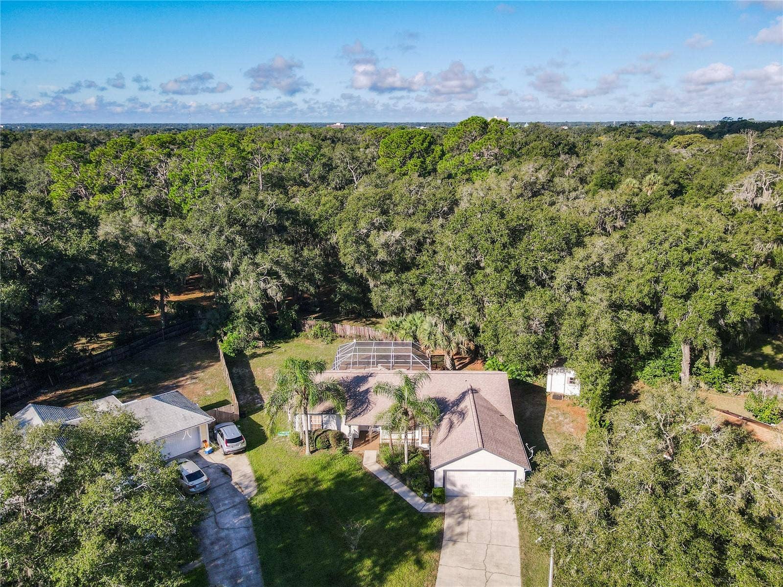 1056 SHADY HOLLOW DRIVE, Deland, FL 32724 1056 SHADY HOLLOW DRIVE, Deland, FL 32724