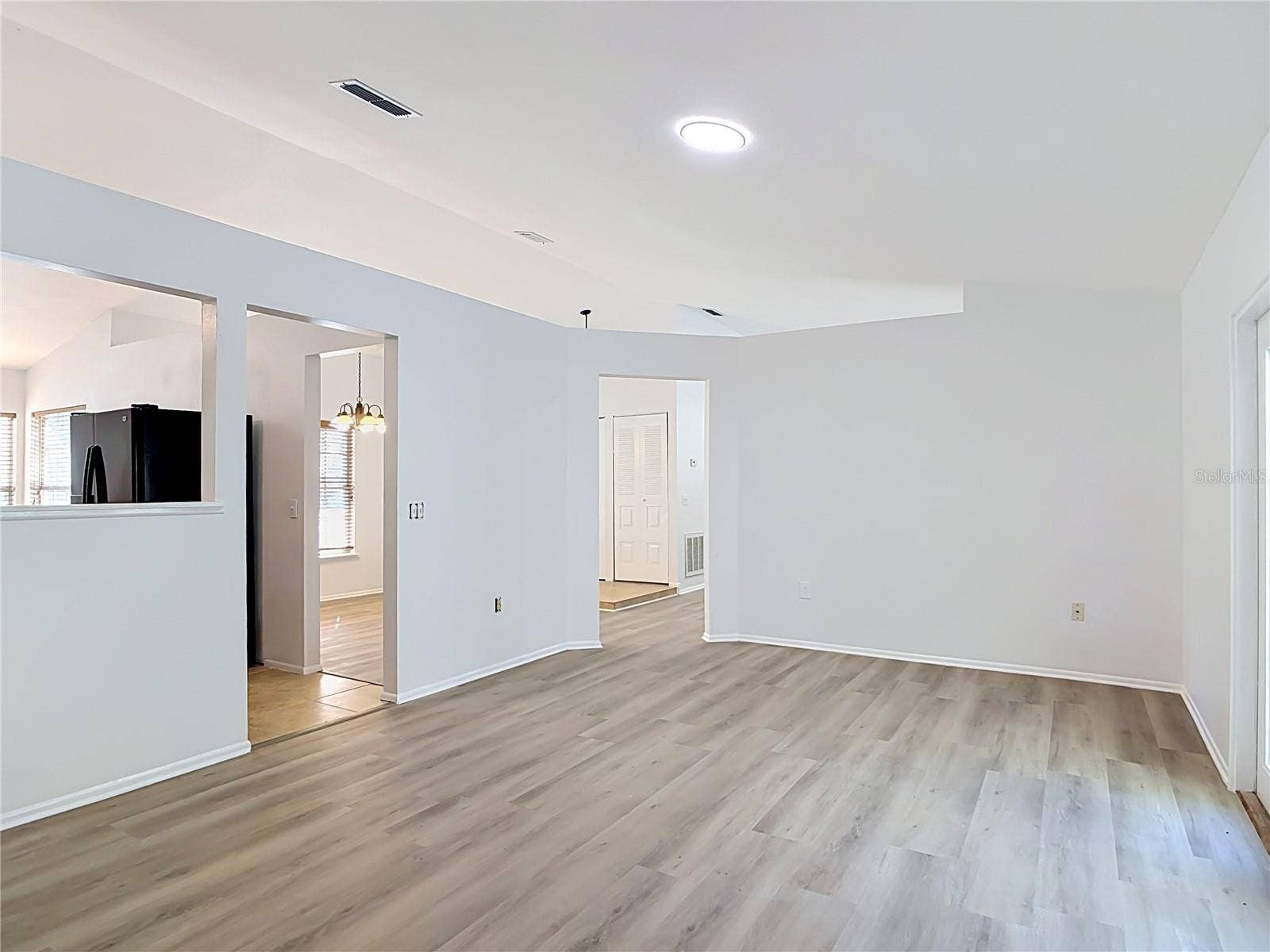 1056 SHADY HOLLOW DRIVE, Deland, FL 32724 Family room