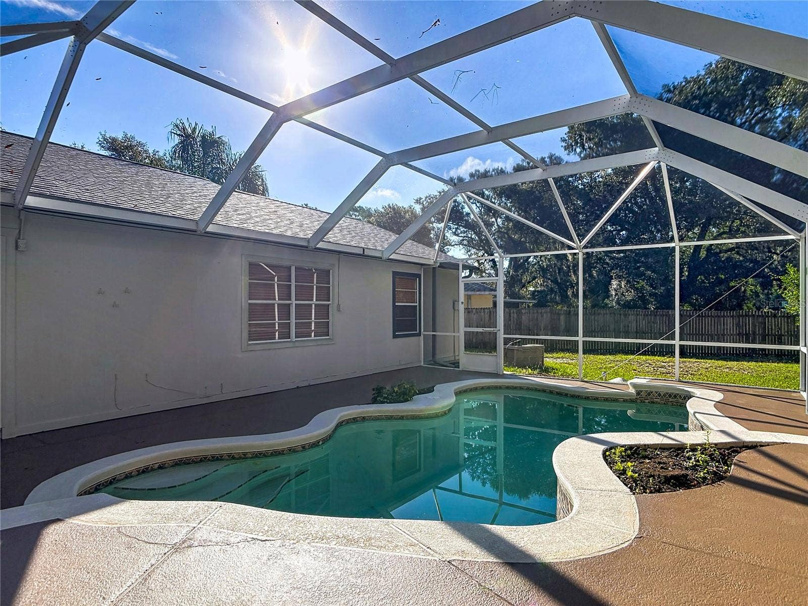 1056 SHADY HOLLOW DRIVE, Deland, FL 32724 1056 SHADY HOLLOW DRIVE, Deland, FL 32724