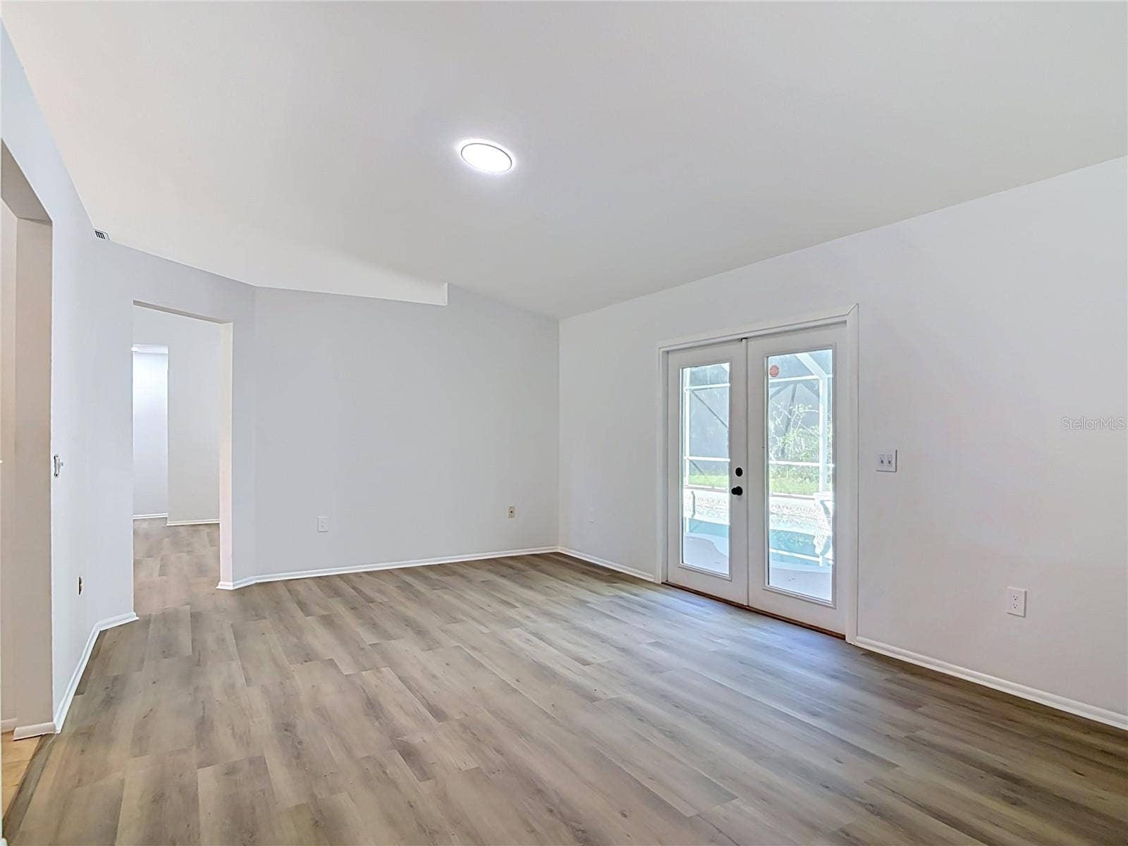 1056 SHADY HOLLOW DRIVE, Deland, FL 32724 Family room