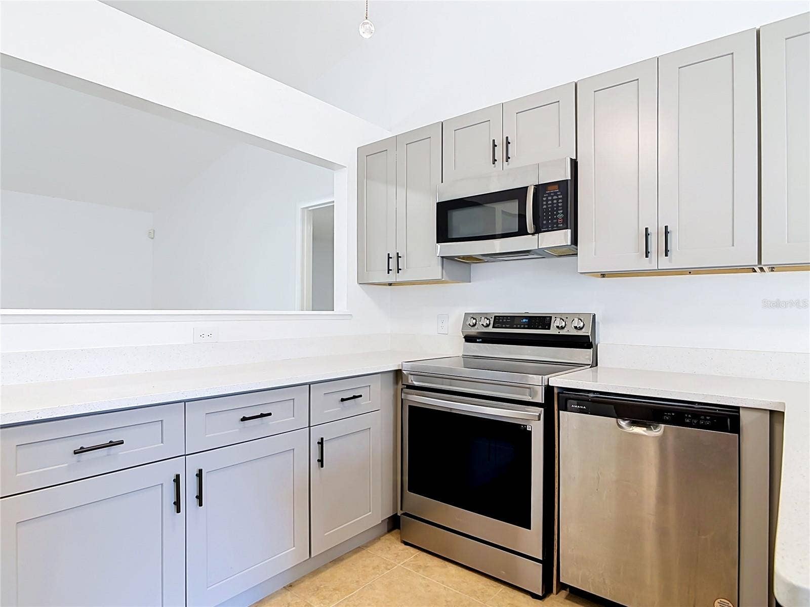 1056 SHADY HOLLOW DRIVE, Deland, FL 32724 Kitchen