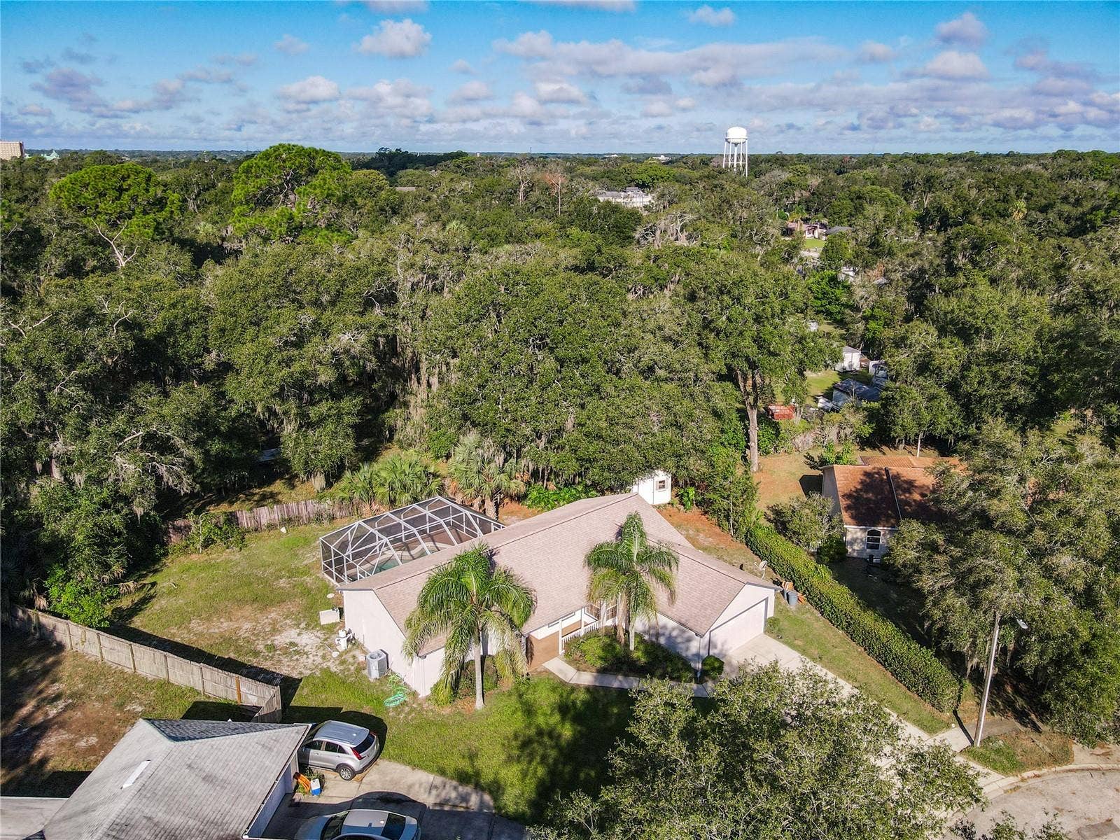 1056 SHADY HOLLOW DRIVE, Deland, FL 32724 1056 SHADY HOLLOW DRIVE, Deland, FL 32724