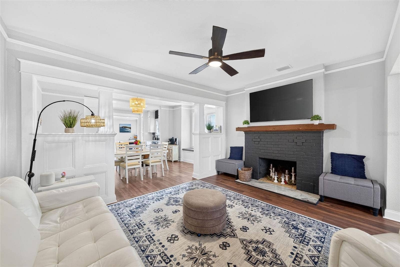 1625 S EOLA DRIVE, Orlando, FL 32806 Living Room14'x14'