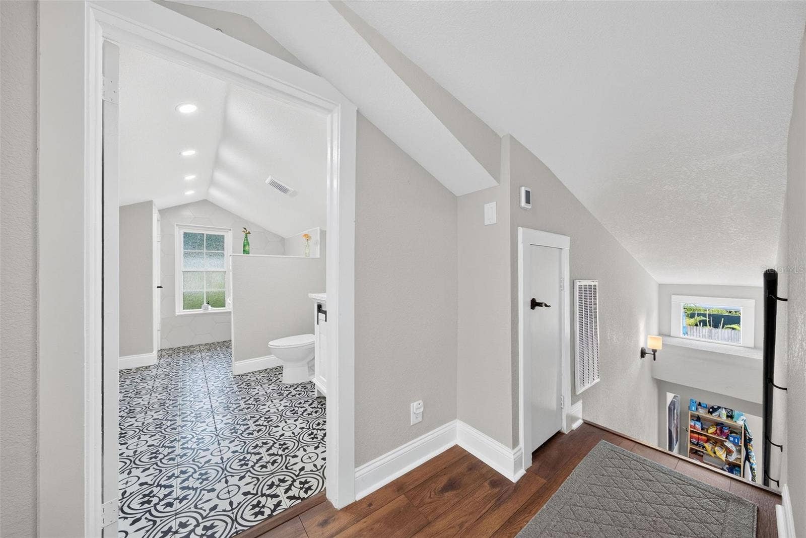1625 S EOLA DRIVE, Orlando, FL 32806 1625 S EOLA DRIVE, Orlando, FL 32806