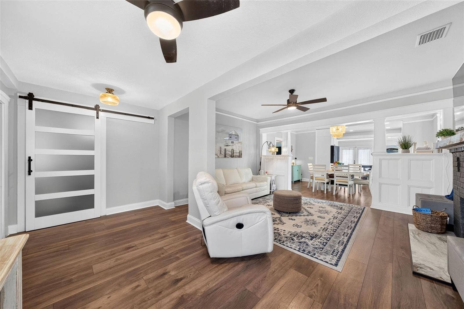 1625 S EOLA DRIVE, Orlando, FL 32806 1625 S EOLA DRIVE, Orlando, FL 32806