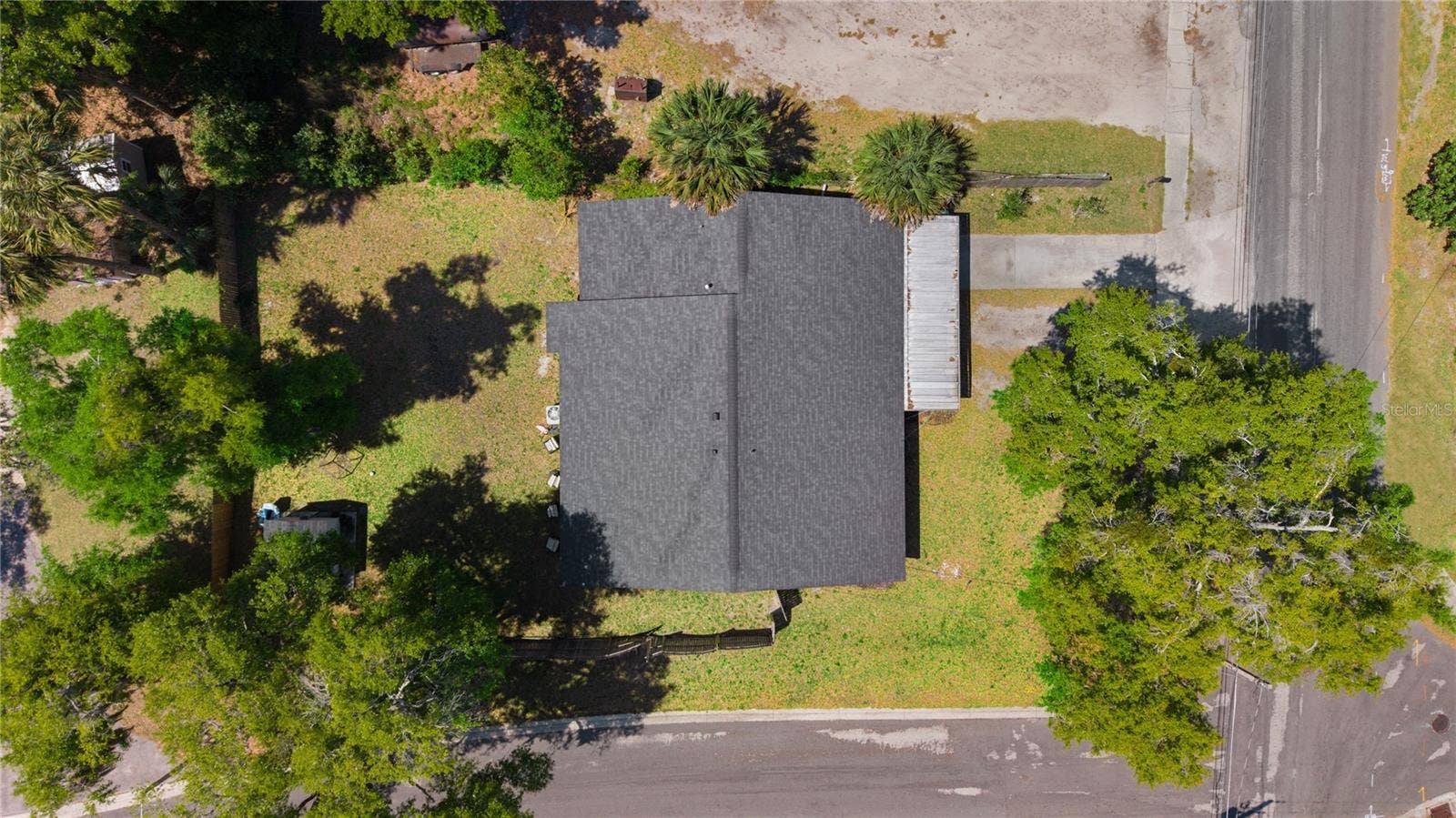 1124 N GRANT AVENUE, Mount Dora, FL 32757 1124 N GRANT AVENUE, Mount Dora, FL 32757