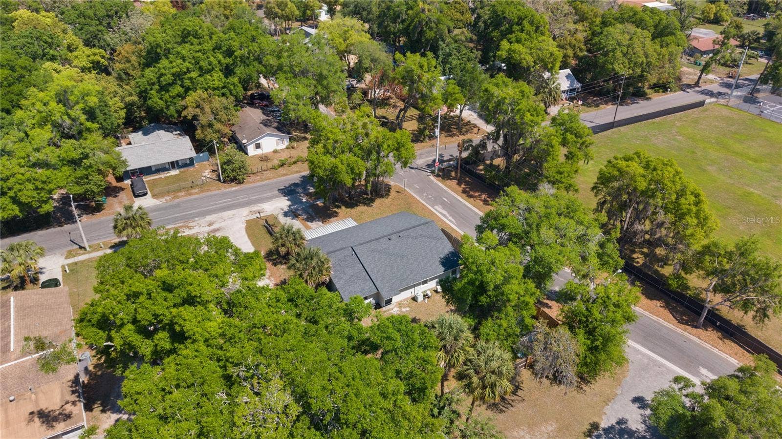 1124 N GRANT AVENUE, Mount Dora, FL 32757 1124 N GRANT AVENUE, Mount Dora, FL 32757