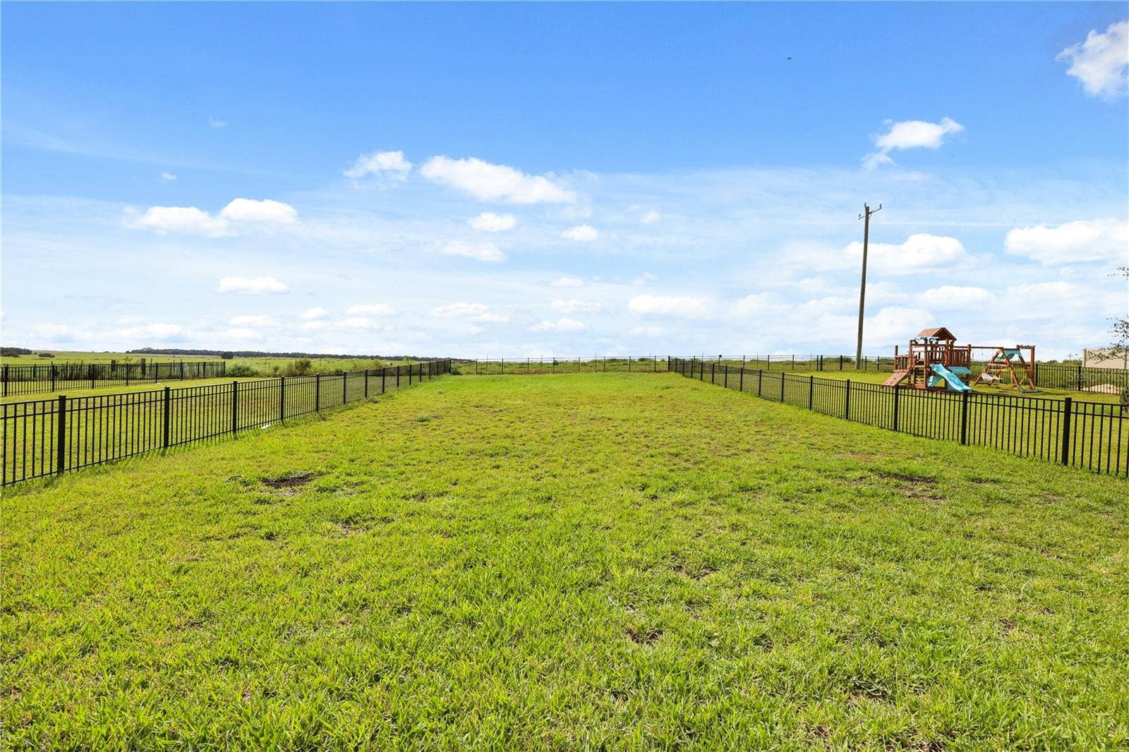 16513 SILVER BROOK WAY, Winter Garden, FL 34787 16513 SILVER BROOK WAY, Winter Garden, FL 34787