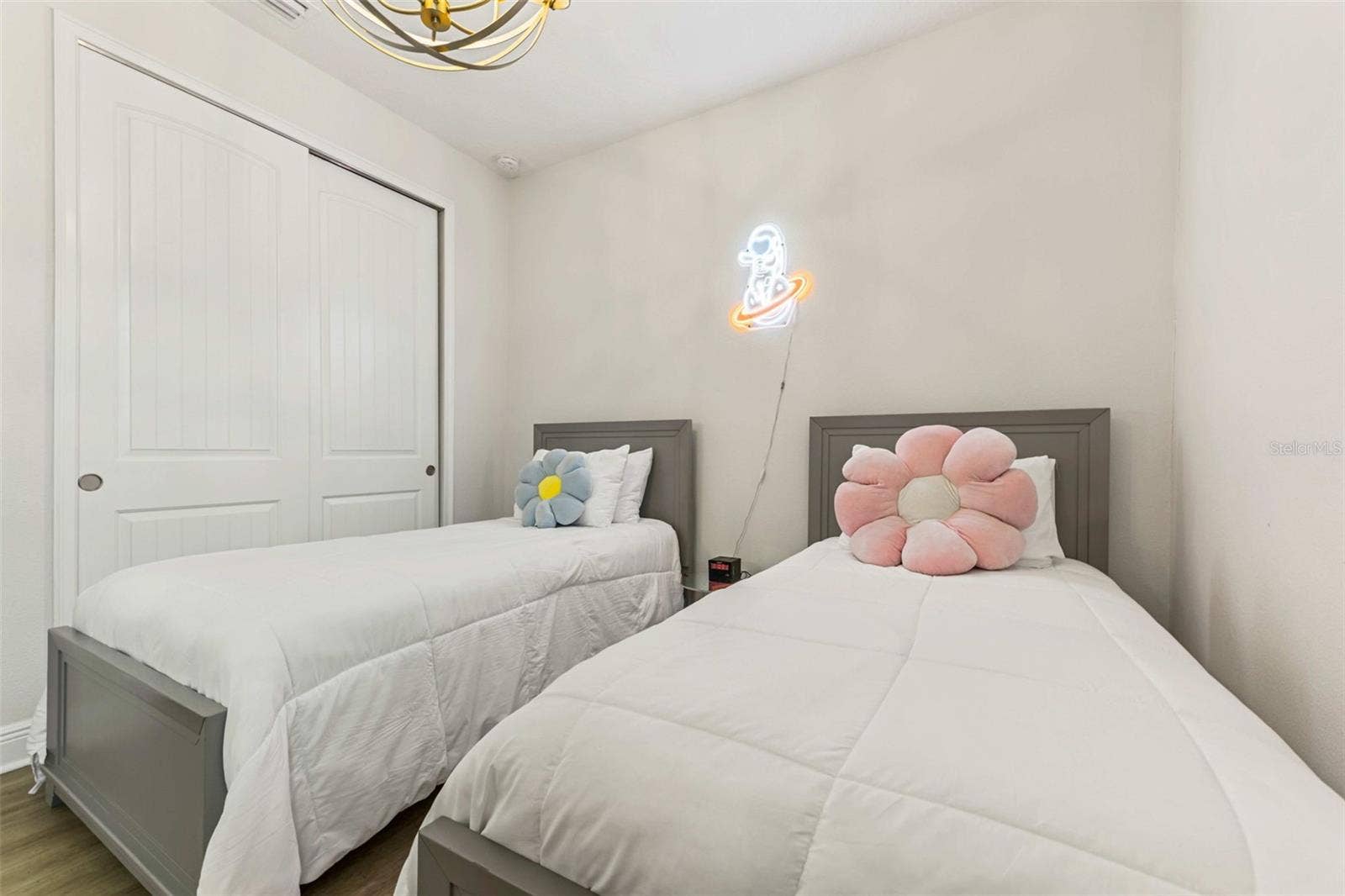 284 SOUTHFIELD STREET, Kissimmee, FL 34747 284 SOUTHFIELD STREET, Kissimmee, FL 34747
