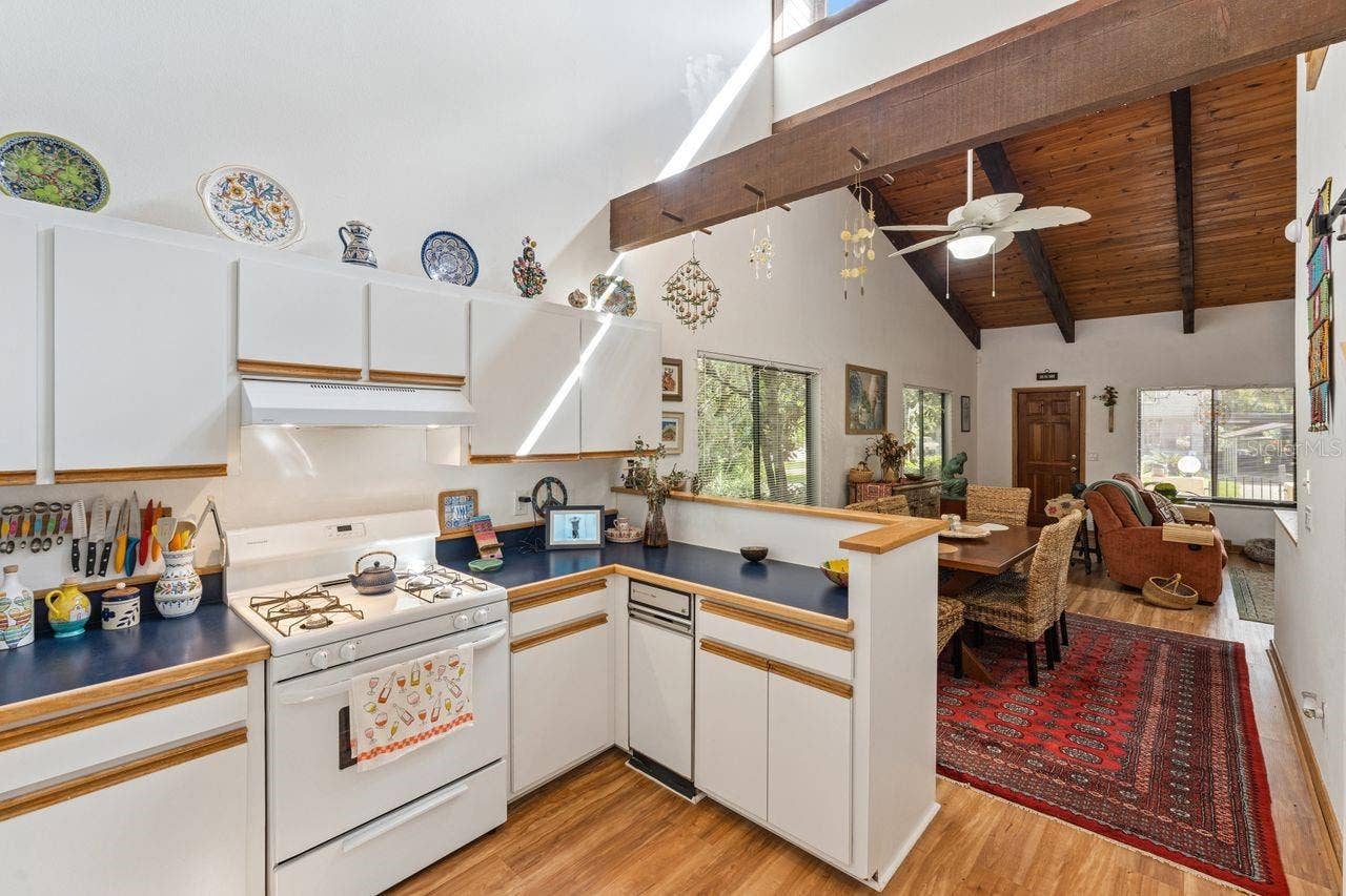 308 N GARFIELD AVENUE, Deland, FL 32724 308 N GARFIELD AVENUE, Deland, FL 32724