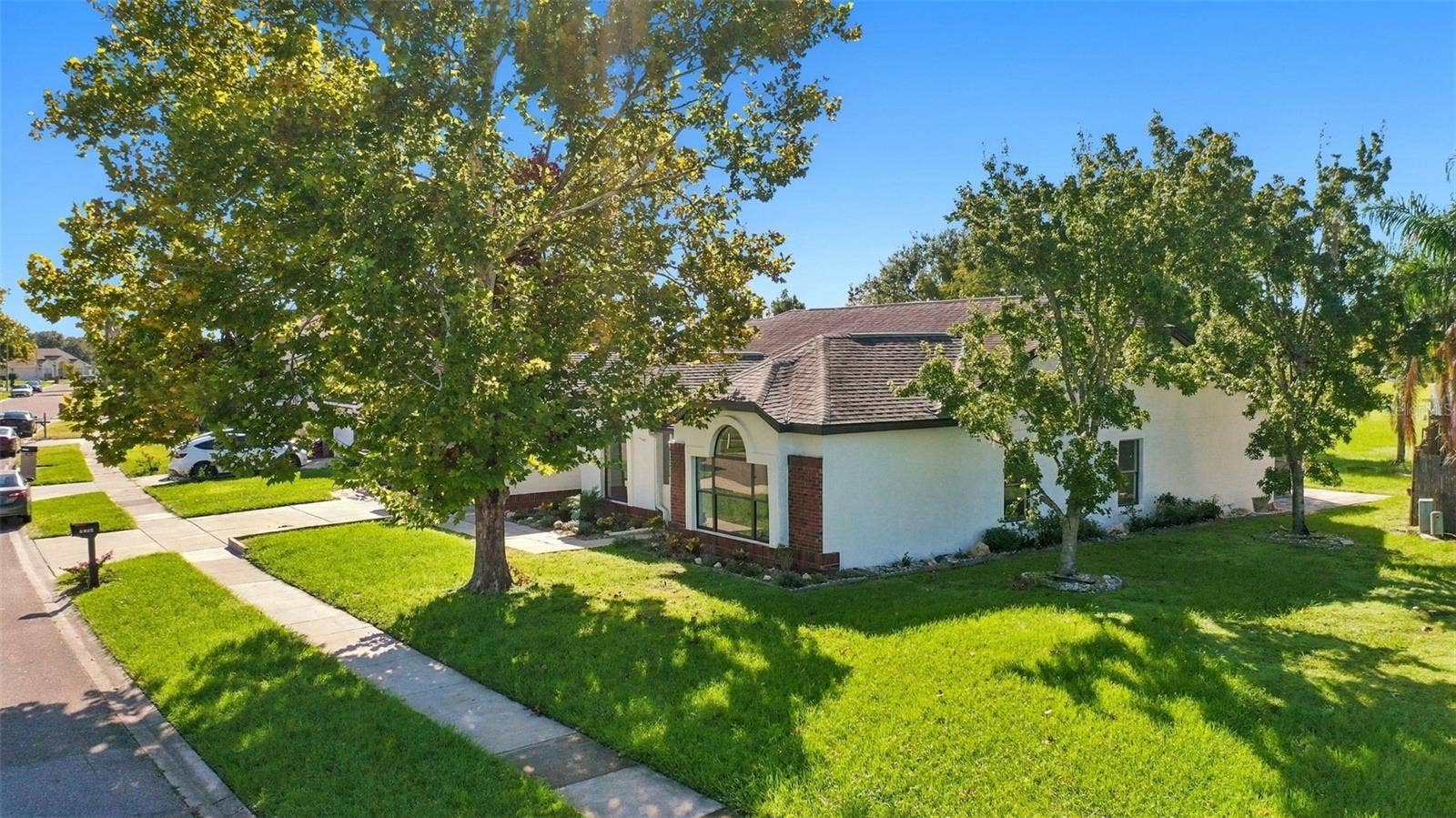 2358 OLDFIELD DRIVE, Orlando, FL 32837 2358 OLDFIELD DRIVE, Orlando, FL 32837