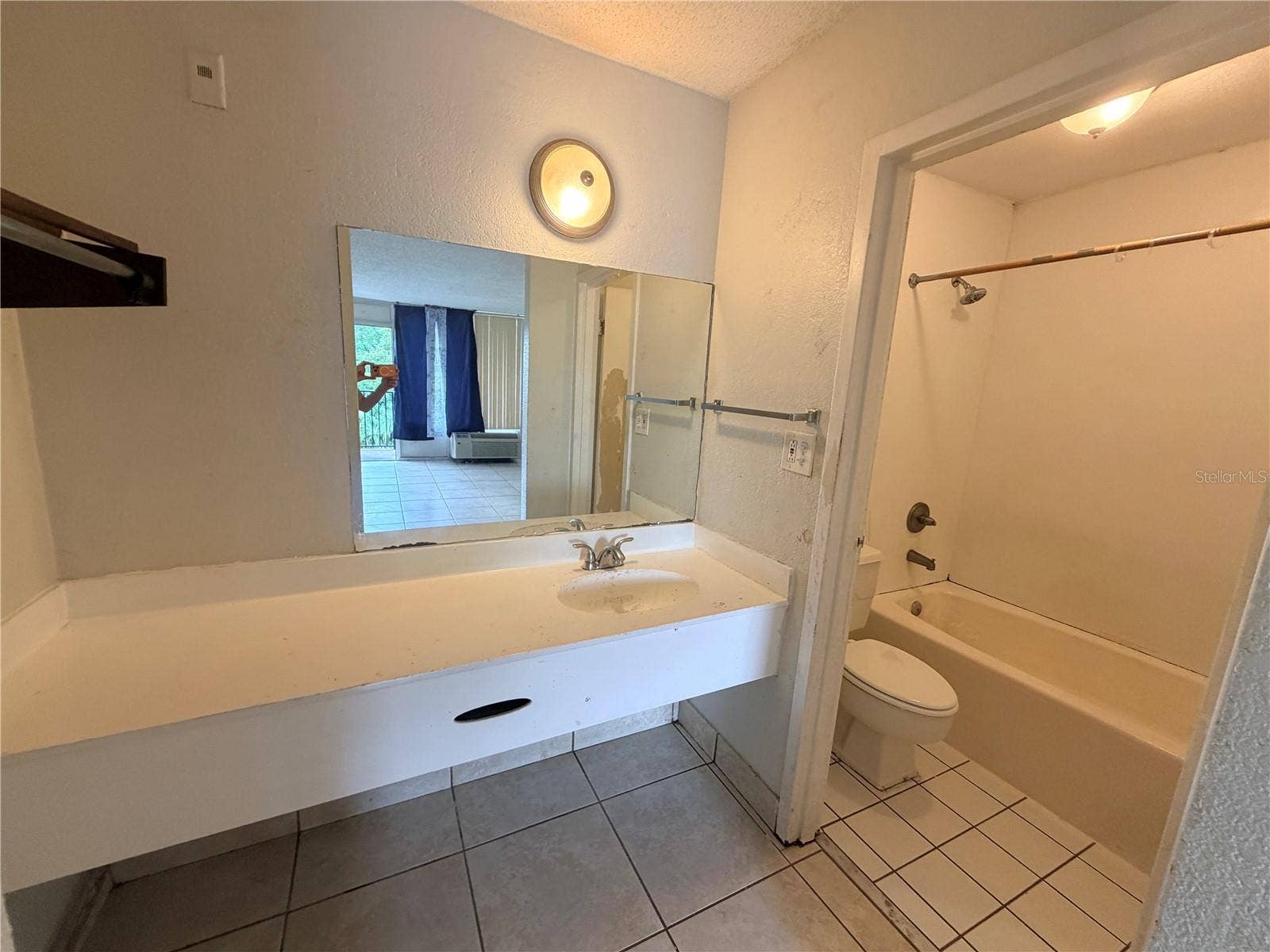 7900 S ORANGE BLOSSOM TRAIL, #2053, Orlando, FL 32809 7900 S ORANGE BLOSSOM TRAIL, #2053, Orlando, FL 32809