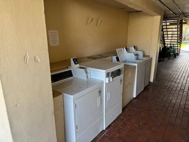 7900 S ORANGE BLOSSOM TRAIL, #2053, Orlando, FL 32809 7900 S ORANGE BLOSSOM TRAIL, #2053, Orlando, FL 32809