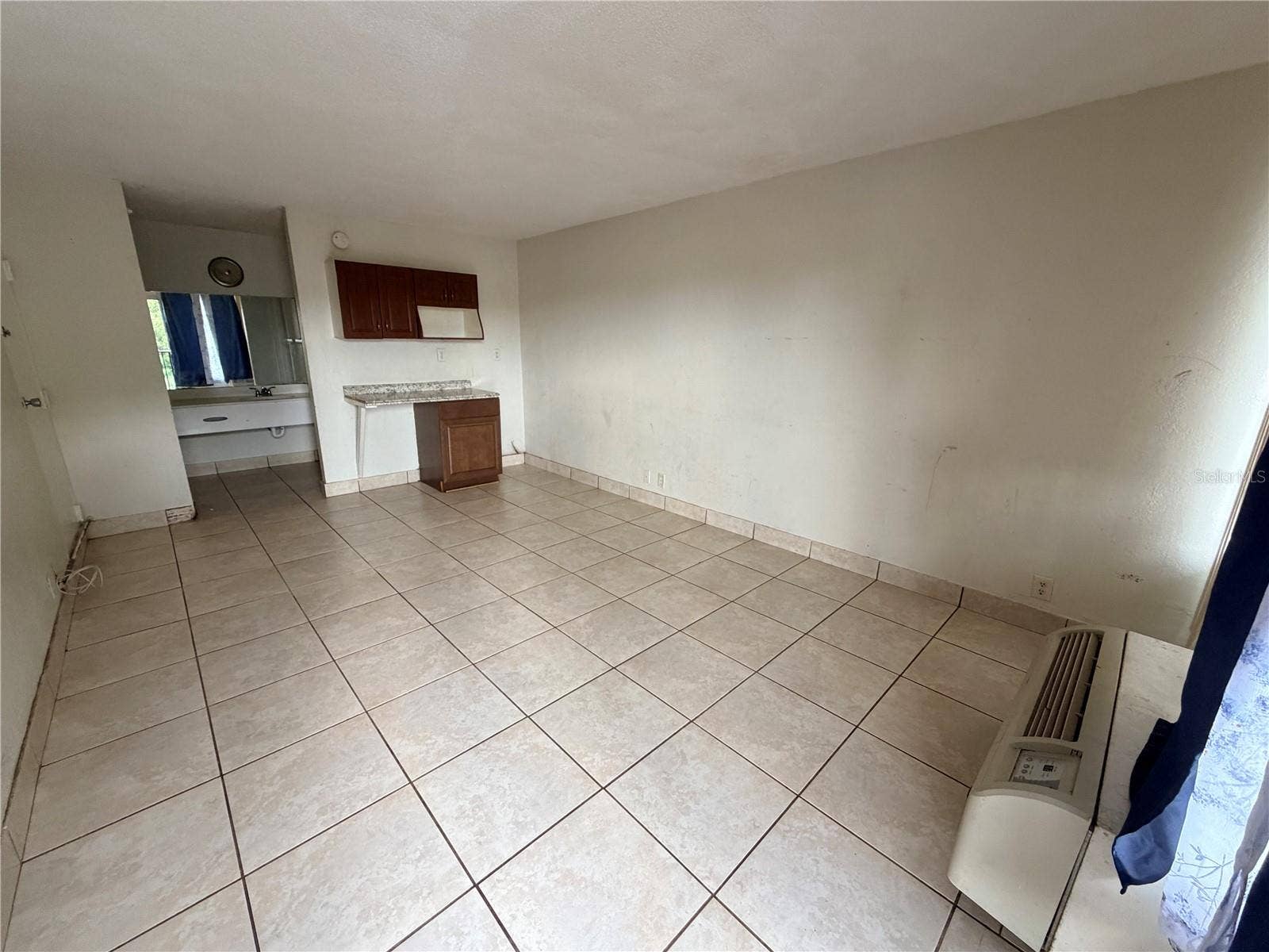 7900 S ORANGE BLOSSOM TRAIL, #2053, Orlando, FL 32809 7900 S ORANGE BLOSSOM TRAIL, #2053, Orlando, FL 32809
