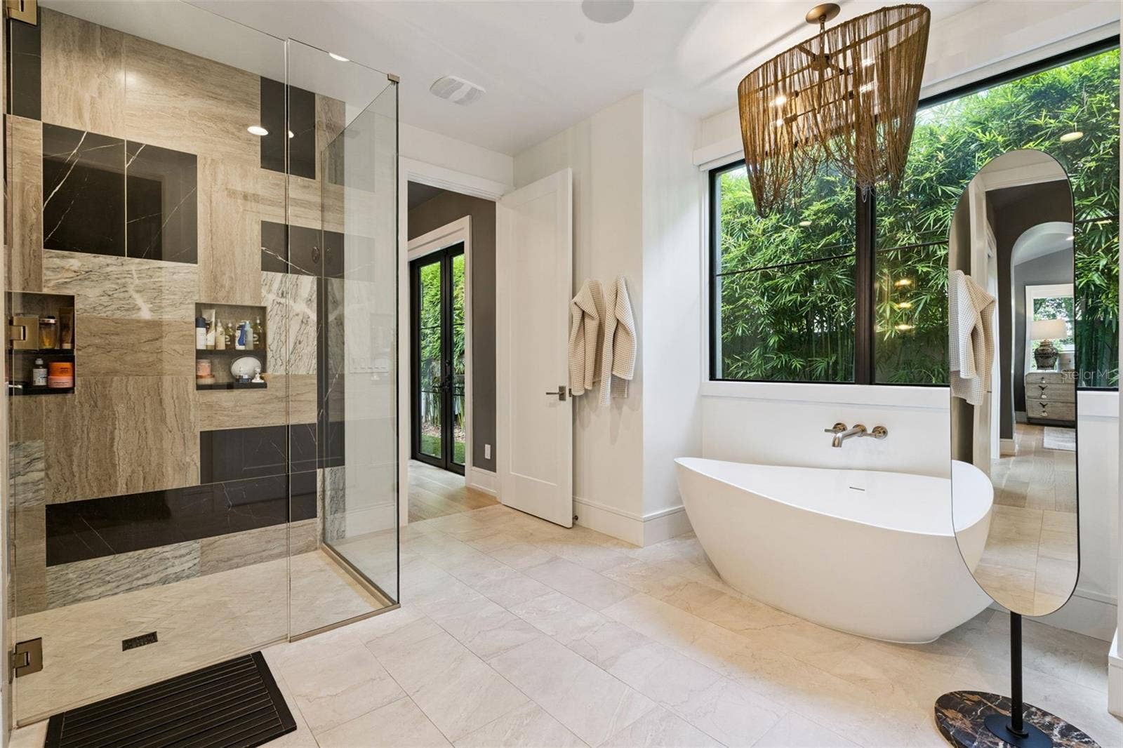 1631 HILLCREST AVENUE, Winter Park, FL 32789 1631 HILLCREST AVENUE, Winter Park, FL 32789