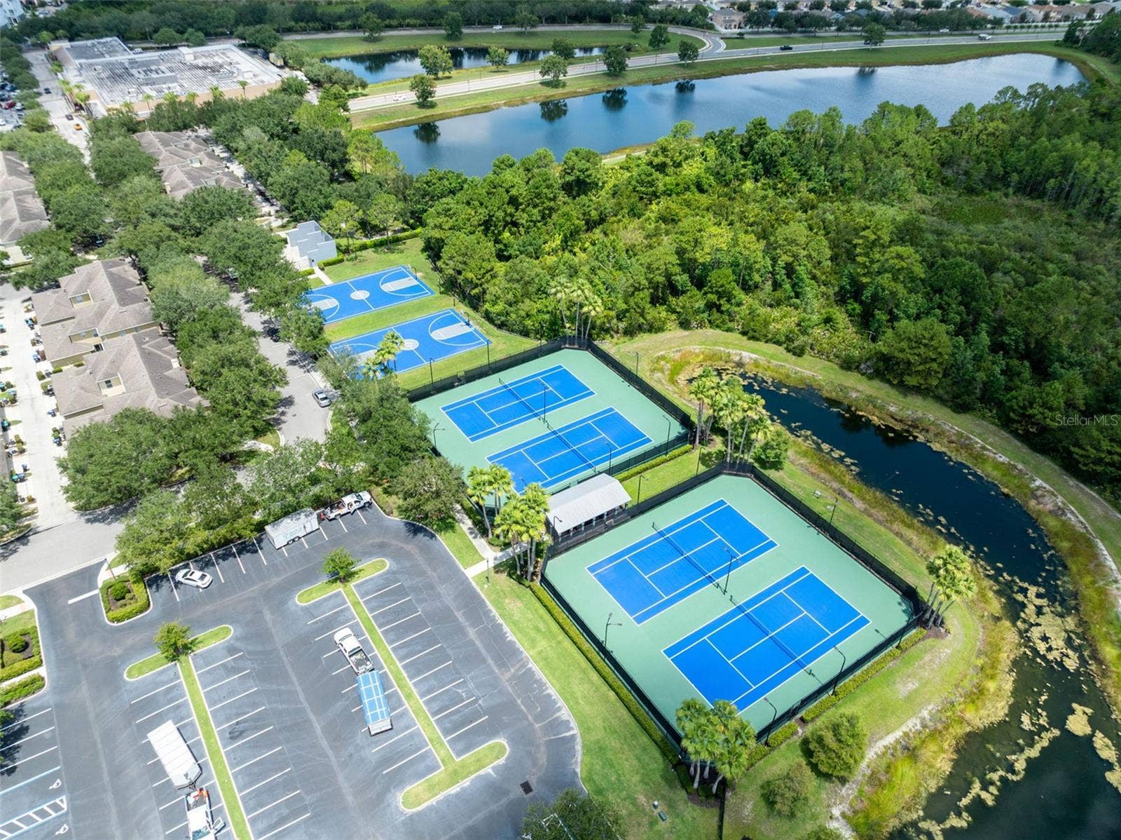 14585 CHEEVER STREET, Orlando, FL 32828 Dont miss this opportunity to live in one of Avalon Park Souths most sought after communities! South Village offers a fabulous clubhouse, fitness center, resort style pool w/ waterfall, basketball, tennis, pickleball and racquetball courts, sand volleyball and playground. Avalon also features a splash pad, community pools, gated playground w/ bathrooms, jogging and biking trails, dog park and football, soccer and baseball fields. Zoned for top rated schools. Downtown Avalon provides shops, restaurants and professional services. Near Downtown Orlando, 528, 417 and 408, Waterford Lakes, UCF, Medical City, Lake Nona, Floridas beaches and major attractions. Basic cable and internet included in HOA dues via Spectrum.