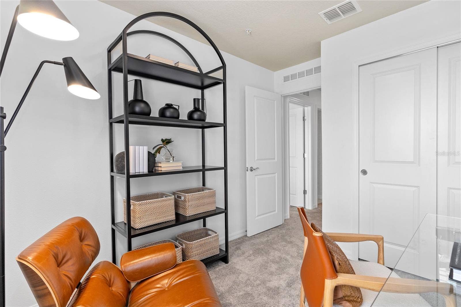 6379 ARGENT WOOD DRIVE, Winter Garden, FL 34787 Model Home Design Only. Pictures and furnishings are for illustrative purposes only. Elevations, colors and options may vary. Furniture is for model home staging only.