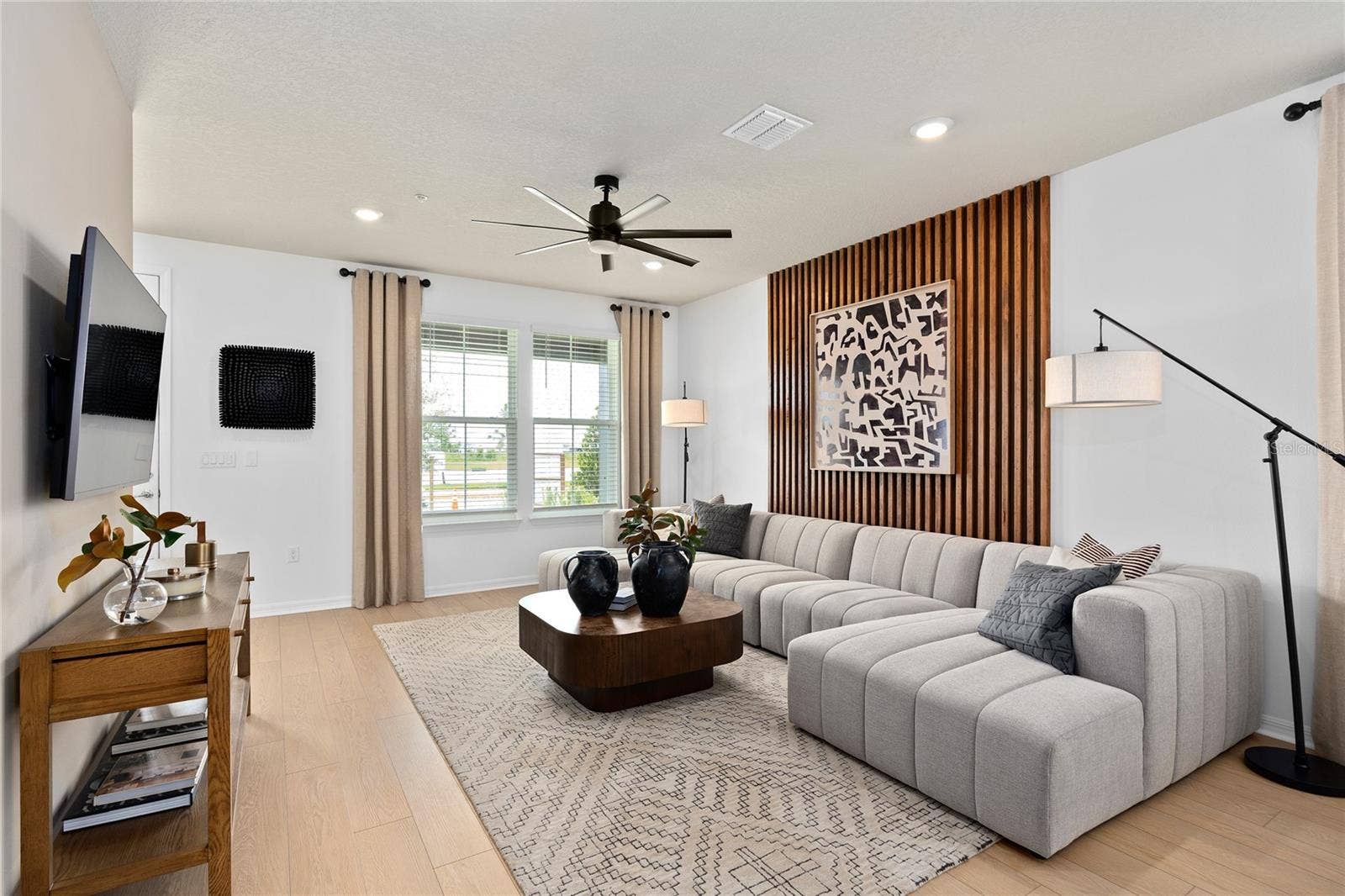 6379 ARGENT WOOD DRIVE, Winter Garden, FL 34787 Model Home Design Only. Pictures and furnishings are for illustrative purposes only. Elevations, colors and options may vary. Furniture is for model home staging only.