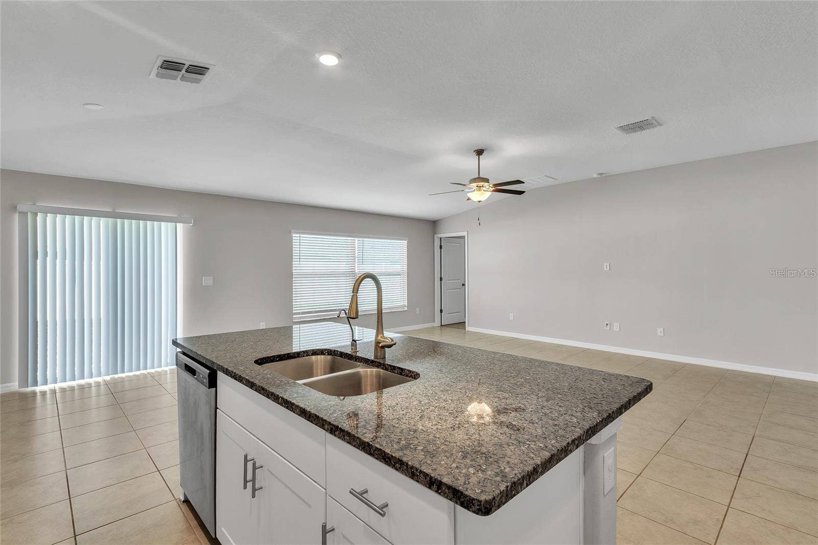 10357 SCARLET SKIMMER DRIVE, Riverview, FL 33578 10357 SCARLET SKIMMER DRIVE, Riverview, FL 33578