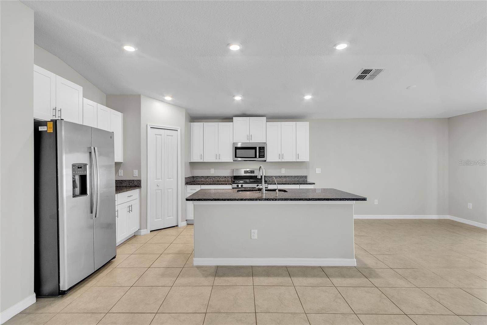 10357 SCARLET SKIMMER DRIVE, Riverview, FL 33578 10357 SCARLET SKIMMER DRIVE, Riverview, FL 33578