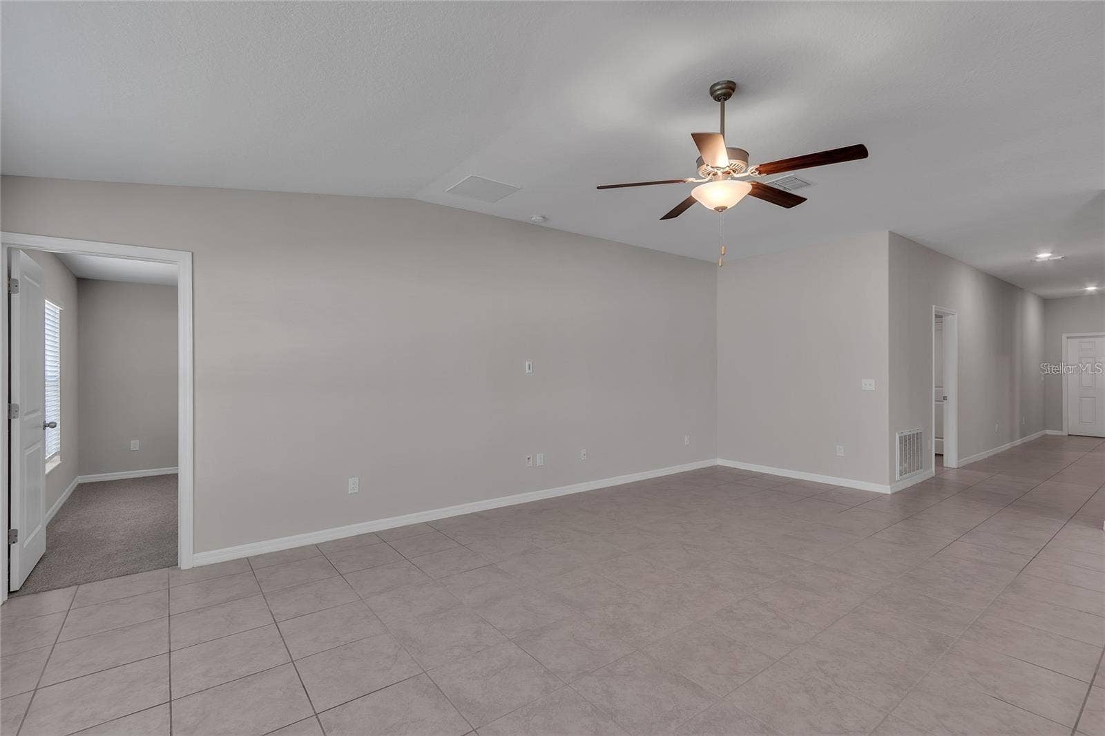 10357 SCARLET SKIMMER DRIVE, Riverview, FL 33578 10357 SCARLET SKIMMER DRIVE, Riverview, FL 33578
