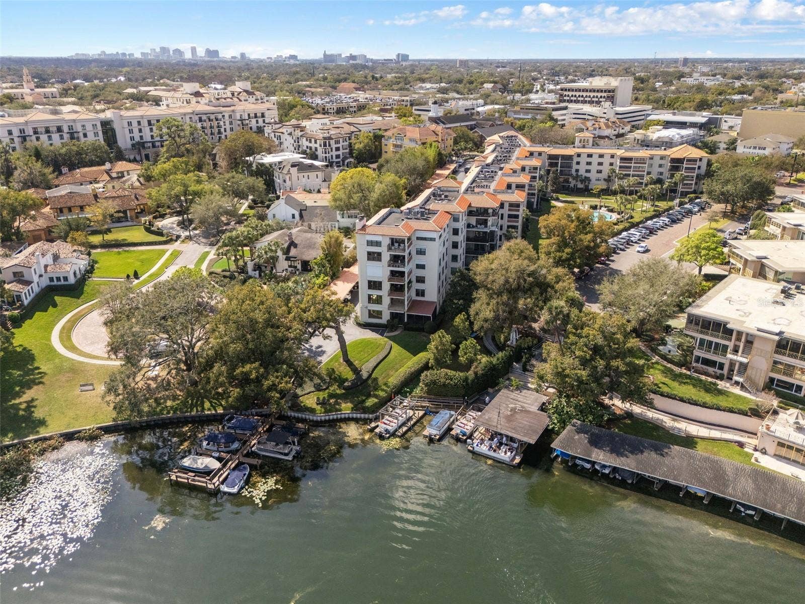 100 S INTERLACHEN AVENUE, #401, Winter Park, FL 32789 Complex located on the shores of Lake Osceola