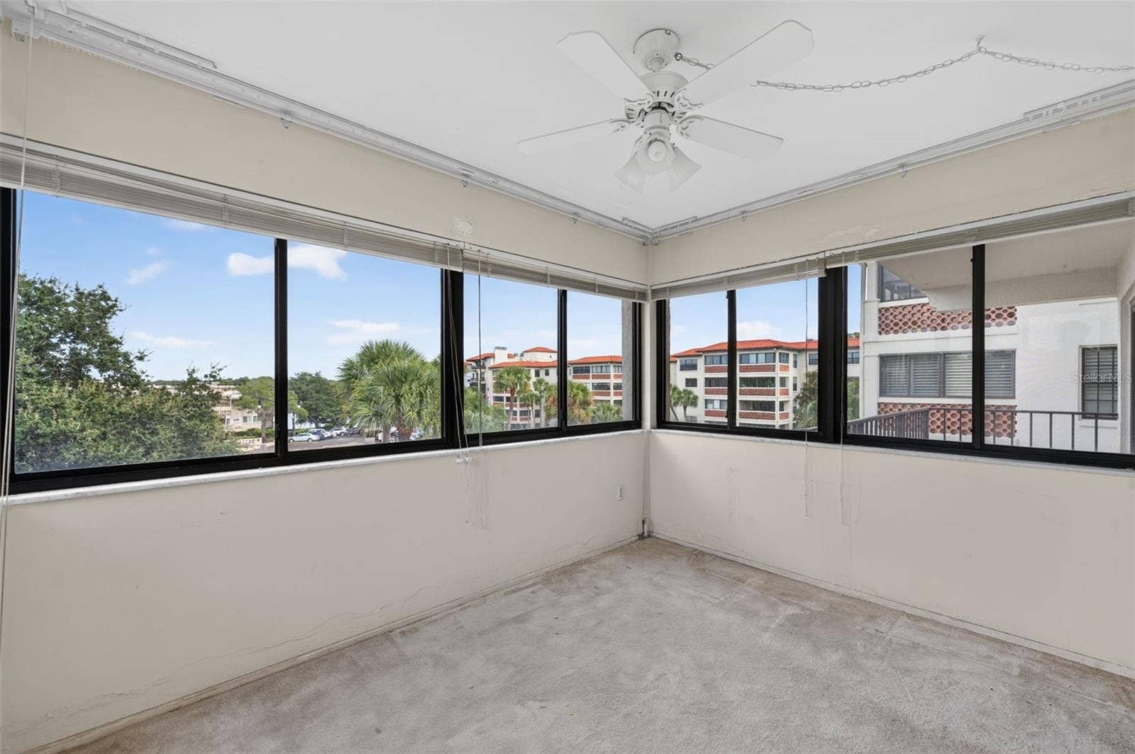 100 S INTERLACHEN AVENUE, #401, Winter Park, FL 32789 100 S INTERLACHEN AVENUE, #401, Winter Park, FL 32789