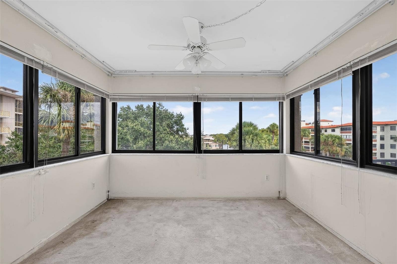 100 S INTERLACHEN AVENUE, #401, Winter Park, FL 32789 Sun room off third bedroom/den