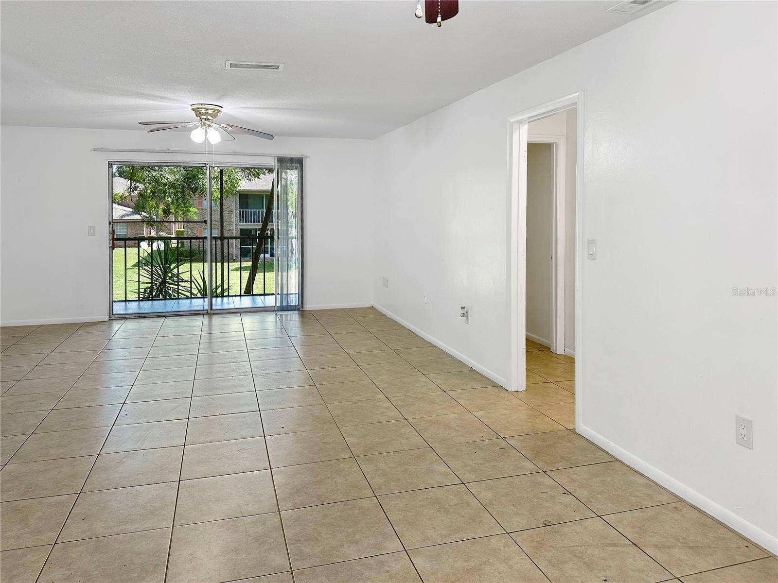 508 BANYON TREE CIRCLE, #200, Maitland, FL 32751