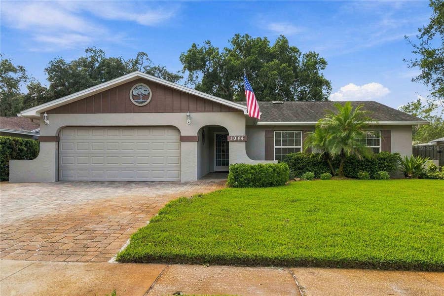 Property photo for 1044 FOREST CIRCLE, Winter Springs, FL