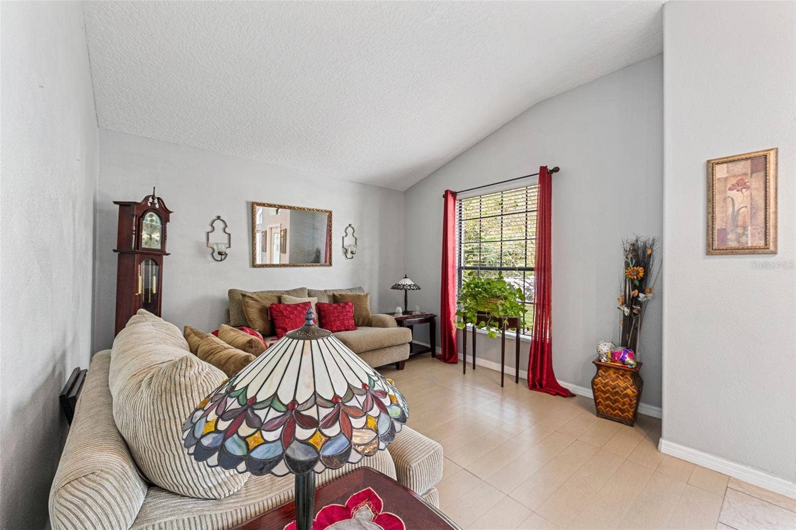 137 BLUEFIELD AVENUE, Deltona, FL 32738 137 BLUEFIELD AVENUE, Deltona, FL 32738